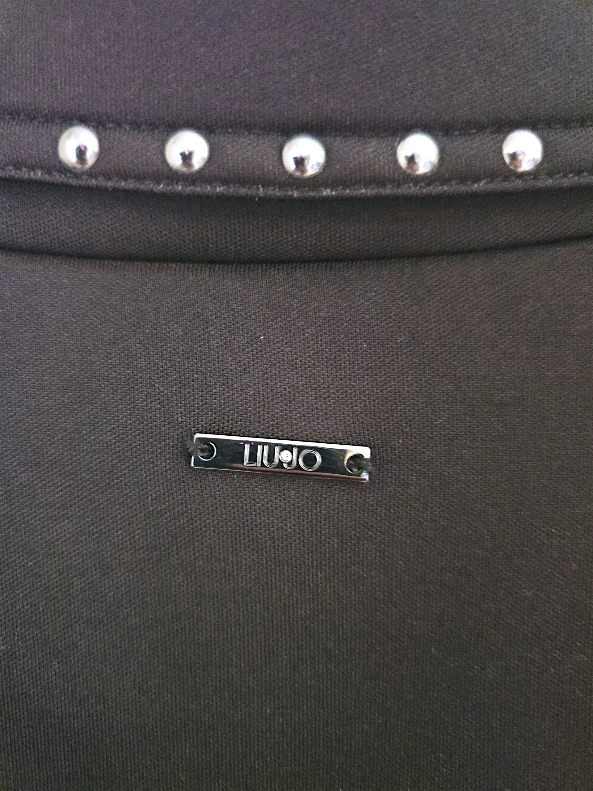 Manteau noir à clous mi-saison - 𝐌𝐚𝐫𝐢𝐧𝐚𝟒𝟒𝐟𝐚𝐦𝐢𝐥𝐲
