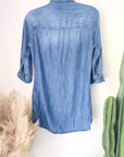 Robe chemise bleue à écussons - 𝐌𝐚𝐫𝐢𝐧𝐚𝟒𝟒𝐟𝐚𝐦𝐢𝐥𝐲