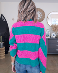 Cardigan à imprimé géométrique rose fuchsia et vert. - 𝐌𝐚𝐫𝐢𝐧𝐚𝟒𝟒𝐟𝐚𝐦𝐢𝐥𝐲