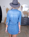 Robe chemise bleue à écussons - 𝐌𝐚𝐫𝐢𝐧𝐚𝟒𝟒𝐟𝐚𝐦𝐢𝐥𝐲