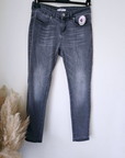 Jean slim fit gris delavé - 𝐌𝐚𝐫𝐢𝐧𝐚𝟒𝟒𝐟𝐚𝐦𝐢𝐥𝐲