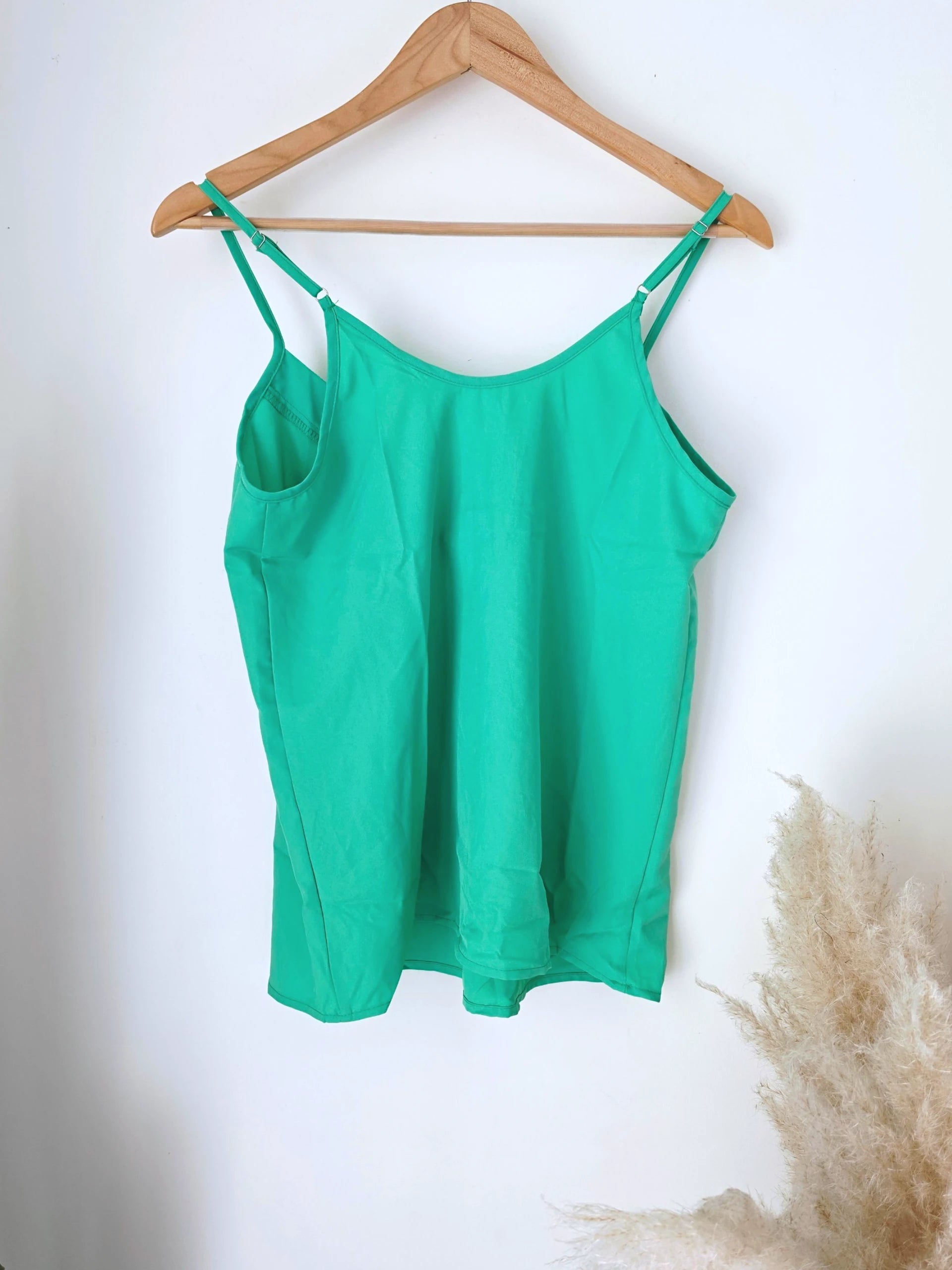 Débardeur vert fluo - 𝐌𝐚𝐫𝐢𝐧𝐚𝟒𝟒𝐟𝐚𝐦𝐢𝐥𝐲