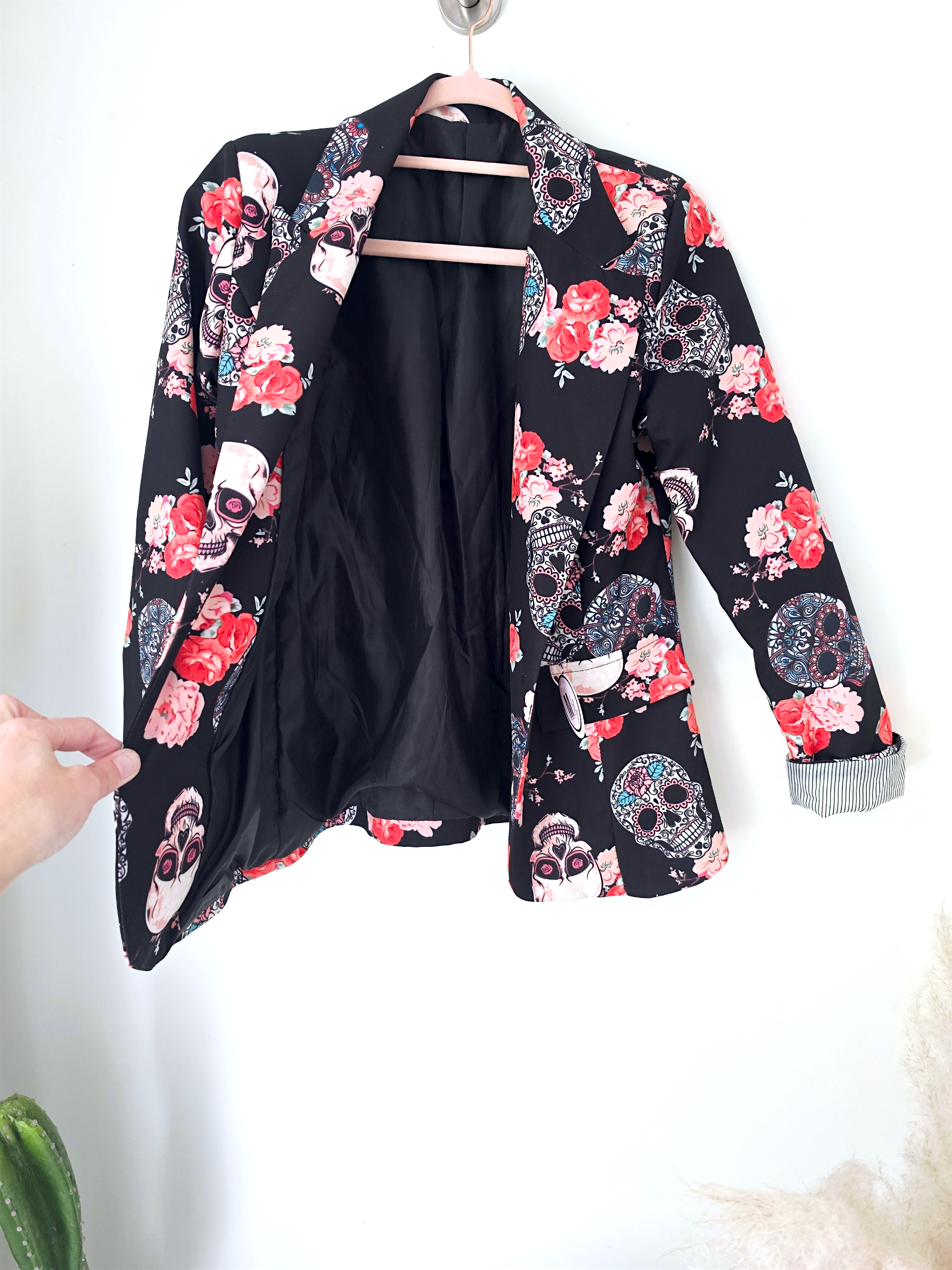 Veste cintrée à imprimé skull - 𝐌𝐚𝐫𝐢𝐧𝐚𝟒𝟒𝐟𝐚𝐦𝐢𝐥𝐲