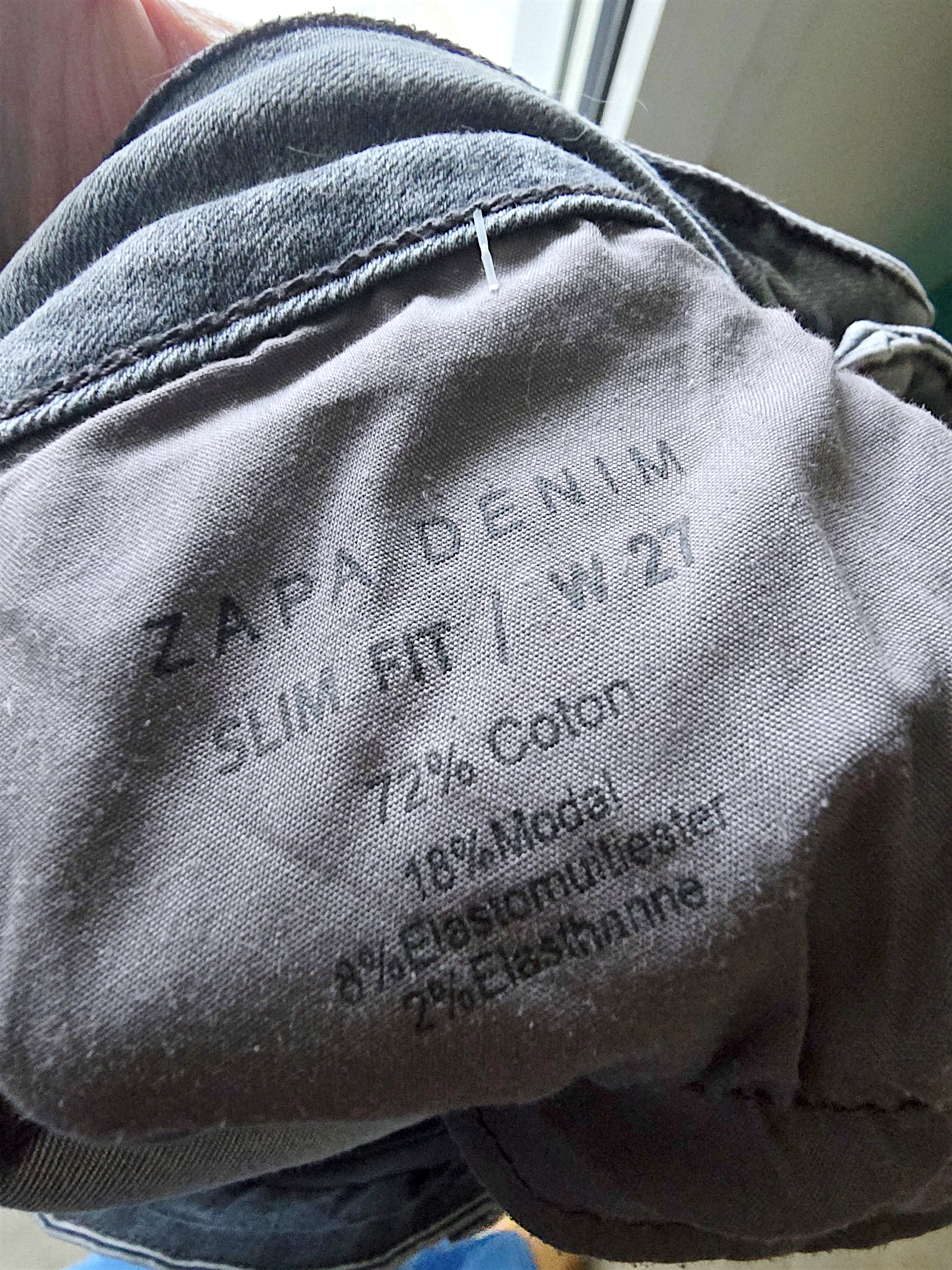 Jean slim fit gris delavé - 𝐌𝐚𝐫𝐢𝐧𝐚𝟒𝟒𝐟𝐚𝐦𝐢𝐥𝐲