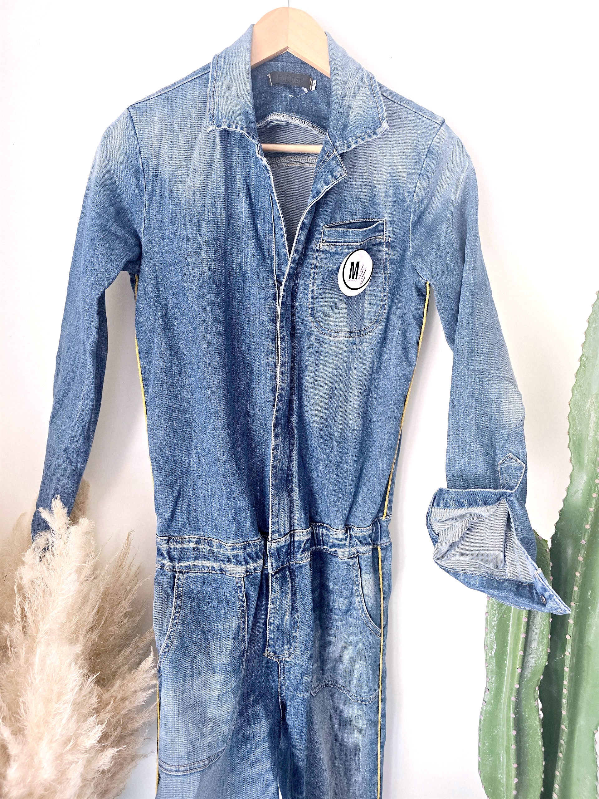 Combinaison en jean bleu délavé - 𝐌𝐚𝐫𝐢𝐧𝐚𝟒𝟒𝐟𝐚𝐦𝐢𝐥𝐲