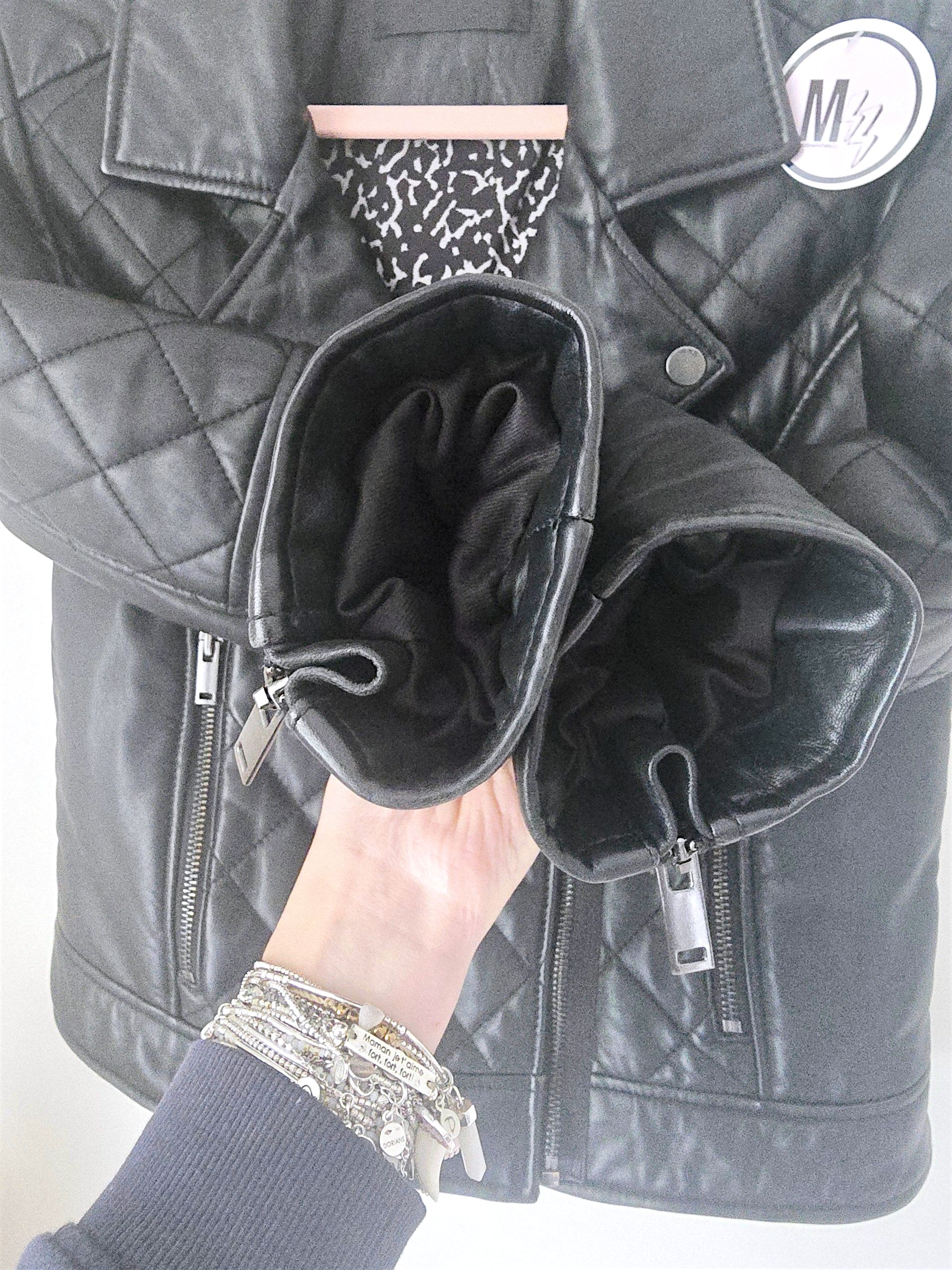 Perfecto noir matelassé 100% cuir - 𝐌𝐚𝐫𝐢𝐧𝐚𝟒𝟒𝐟𝐚𝐦𝐢𝐥𝐲