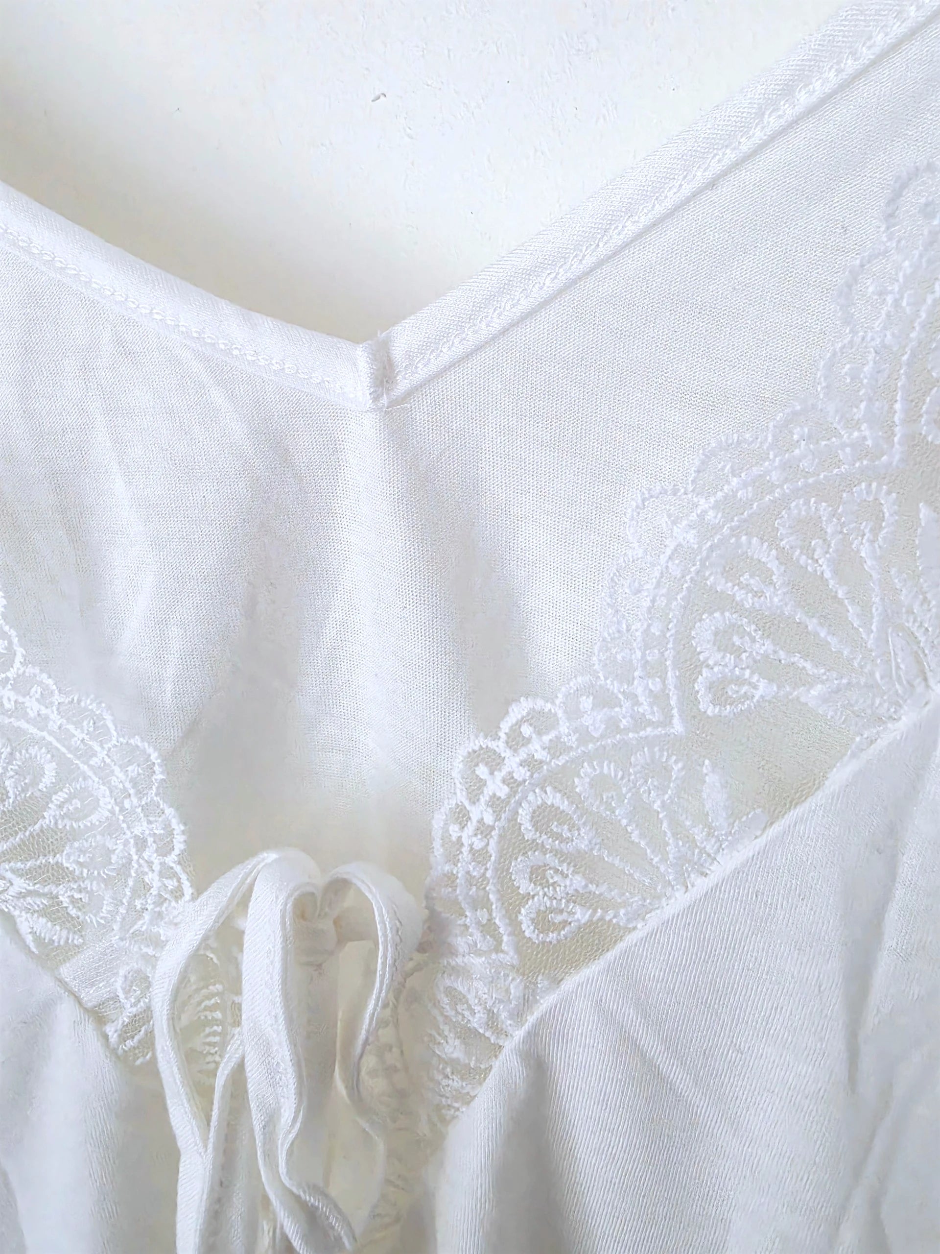 Débardeur blanc en coton - 𝐌𝐚𝐫𝐢𝐧𝐚𝟒𝟒𝐟𝐚𝐦𝐢𝐥𝐲