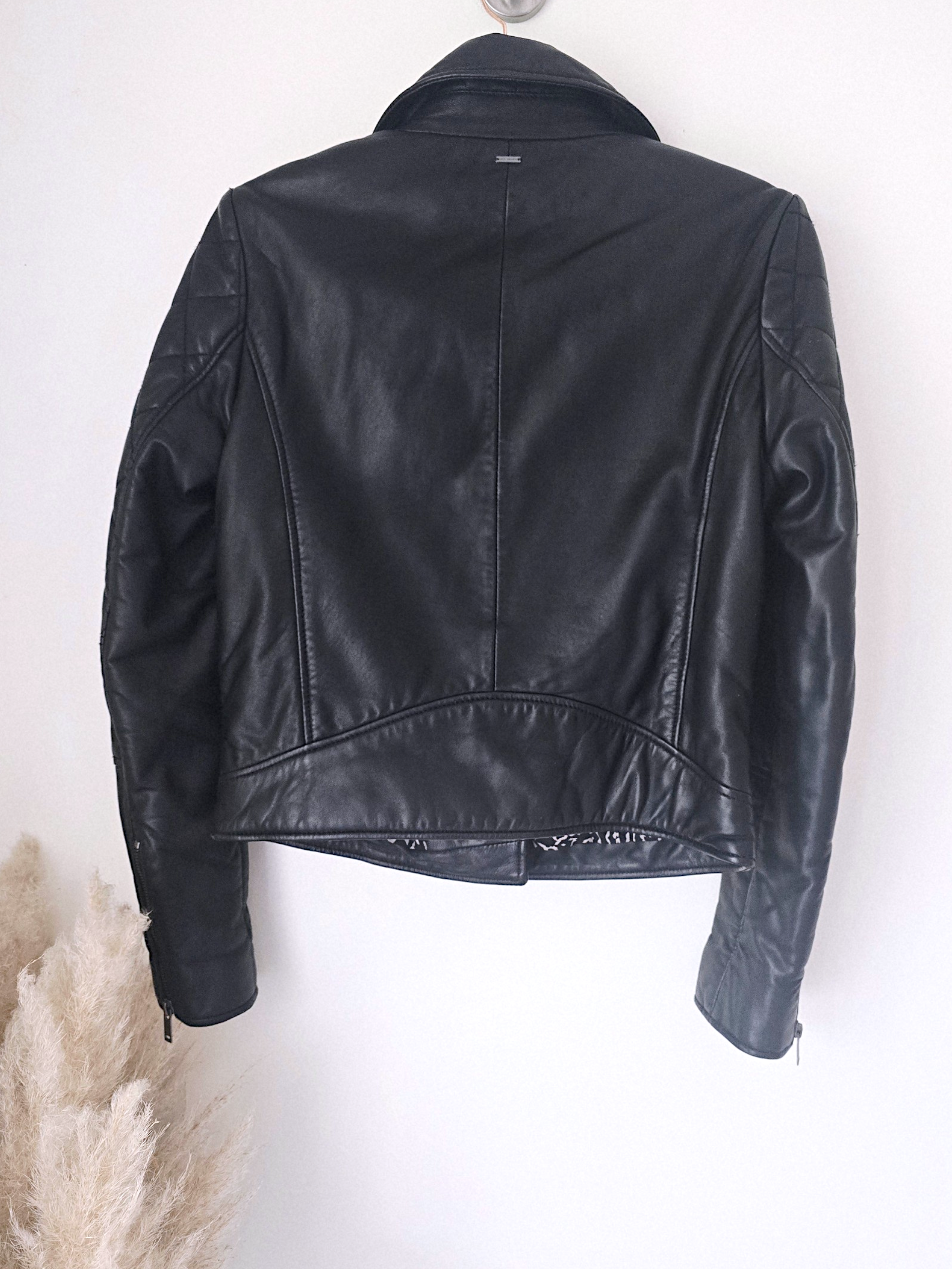Perfecto noir matelassé 100% cuir - 𝐌𝐚𝐫𝐢𝐧𝐚𝟒𝟒𝐟𝐚𝐦𝐢𝐥𝐲