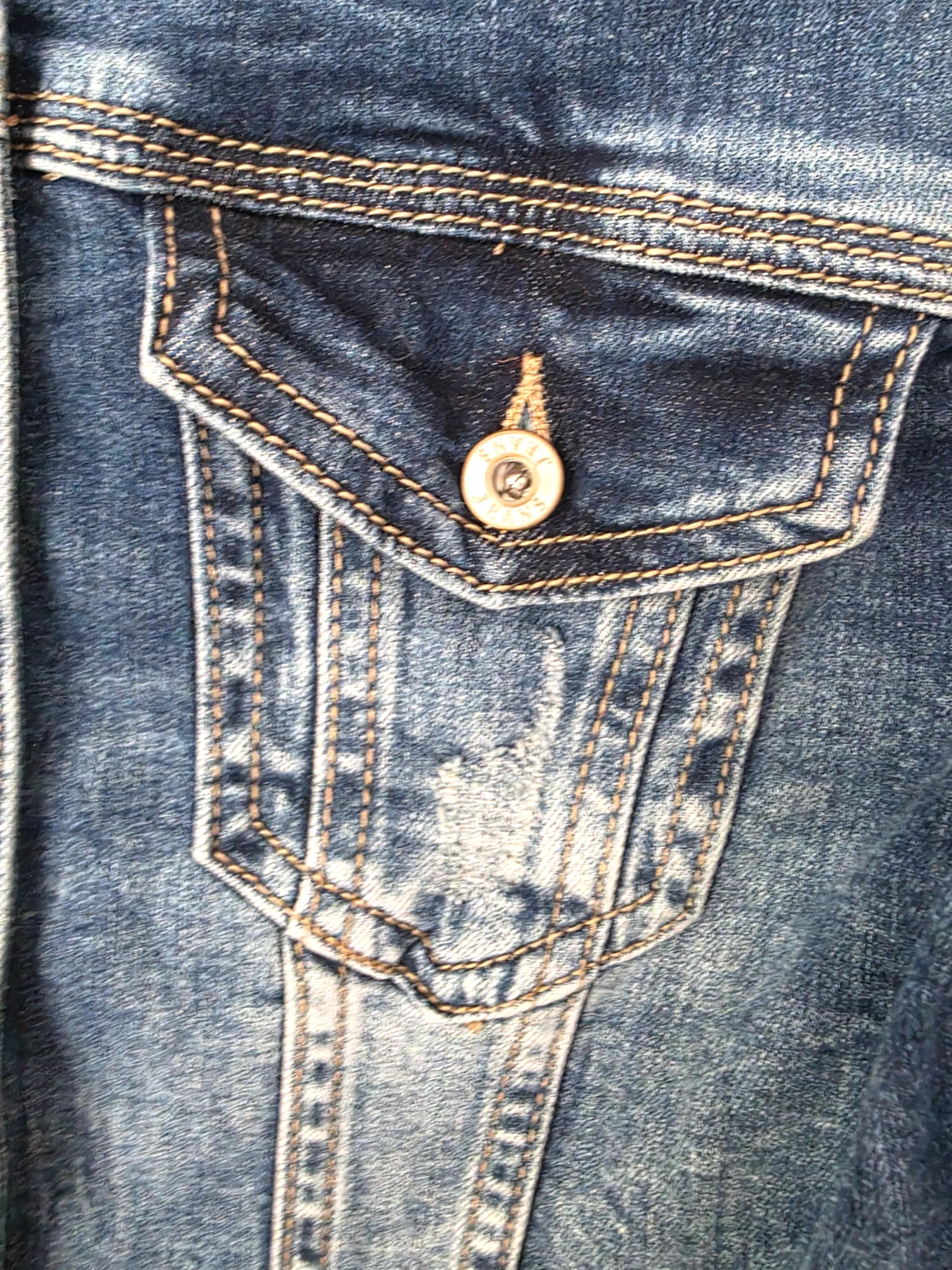 Veste en jean - 𝐌𝐚𝐫𝐢𝐧𝐚𝟒𝟒𝐟𝐚𝐦𝐢𝐥𝐲