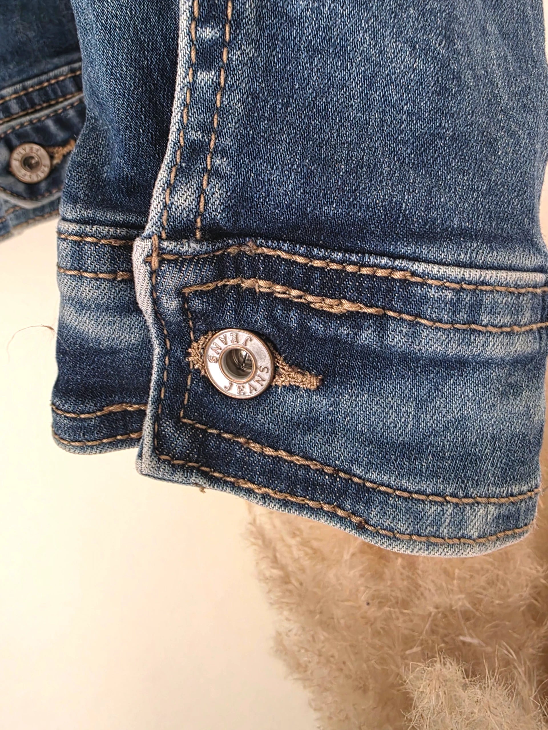 Veste en jean - 𝐌𝐚𝐫𝐢𝐧𝐚𝟒𝟒𝐟𝐚𝐦𝐢𝐥𝐲