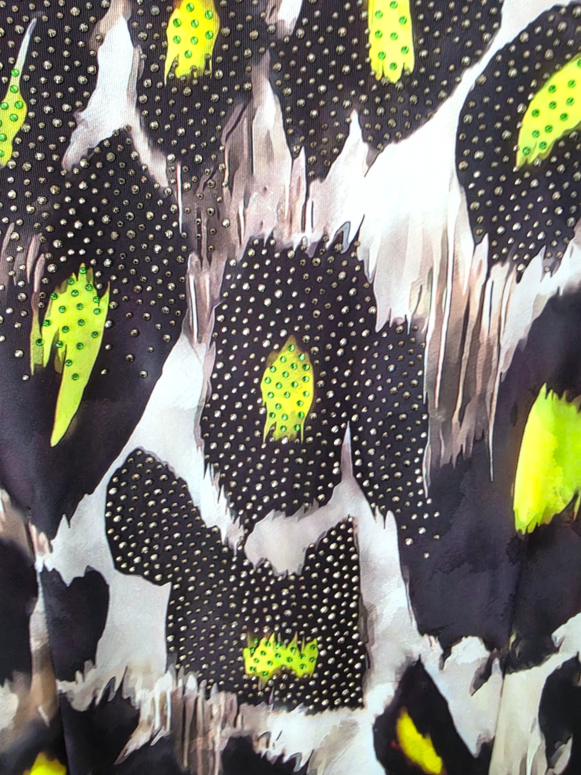 Veste cintrée noire à imprimé léopard jaune fluo - 𝐌𝐚𝐫𝐢𝐧𝐚𝟒𝟒𝐟𝐚𝐦𝐢𝐥𝐲
