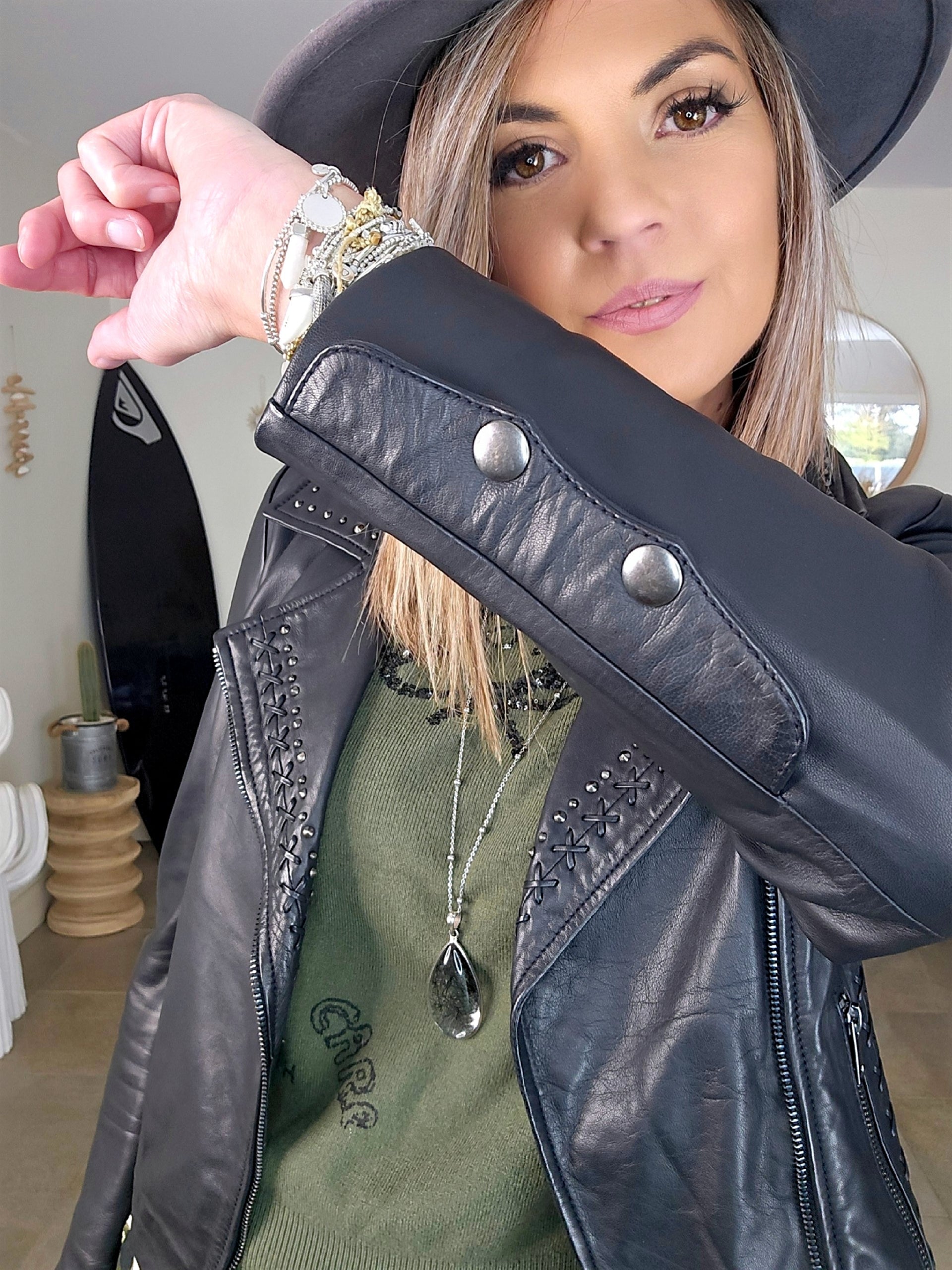 Perfecto noir 100% cuir - 𝐌𝐚𝐫𝐢𝐧𝐚𝟒𝟒𝐟𝐚𝐦𝐢𝐥𝐲