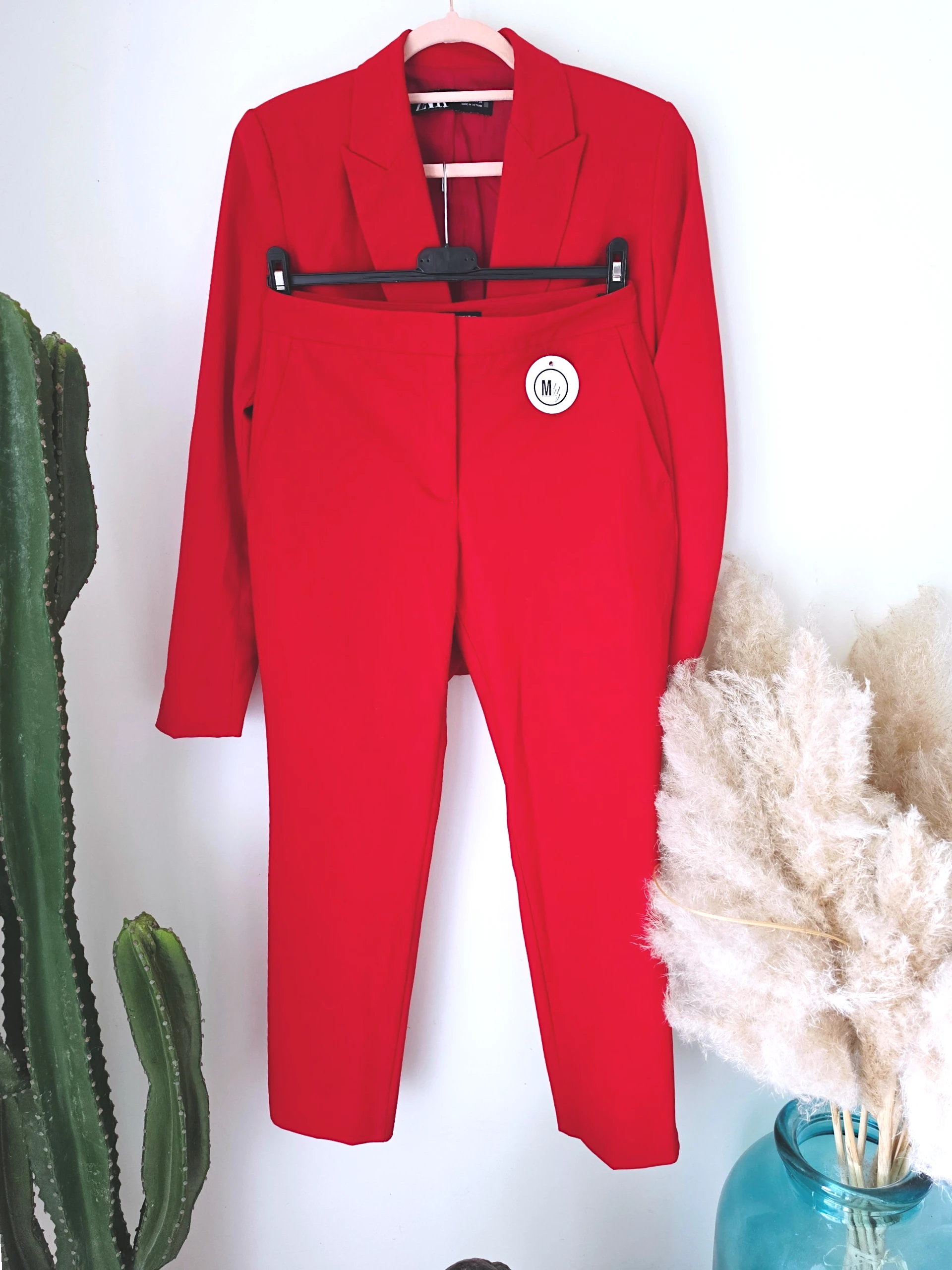 Ensemble veste &amp; pantalon red - 𝐌𝐚𝐫𝐢𝐧𝐚𝟒𝟒𝐟𝐚𝐦𝐢𝐥𝐲
