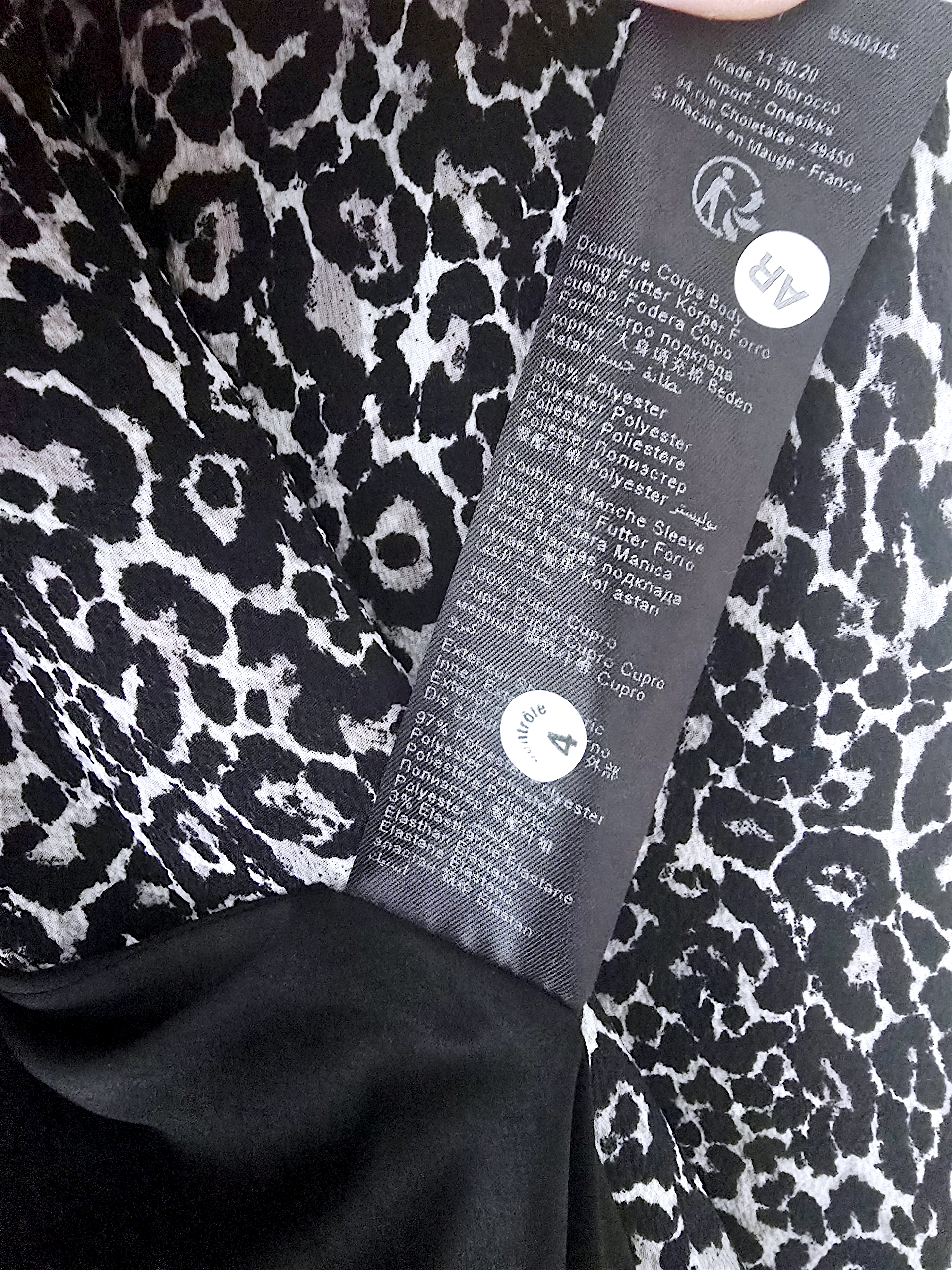 Veste léopard noire, blanche et grise - 𝐌𝐚𝐫𝐢𝐧𝐚𝟒𝟒𝐟𝐚𝐦𝐢𝐥𝐲