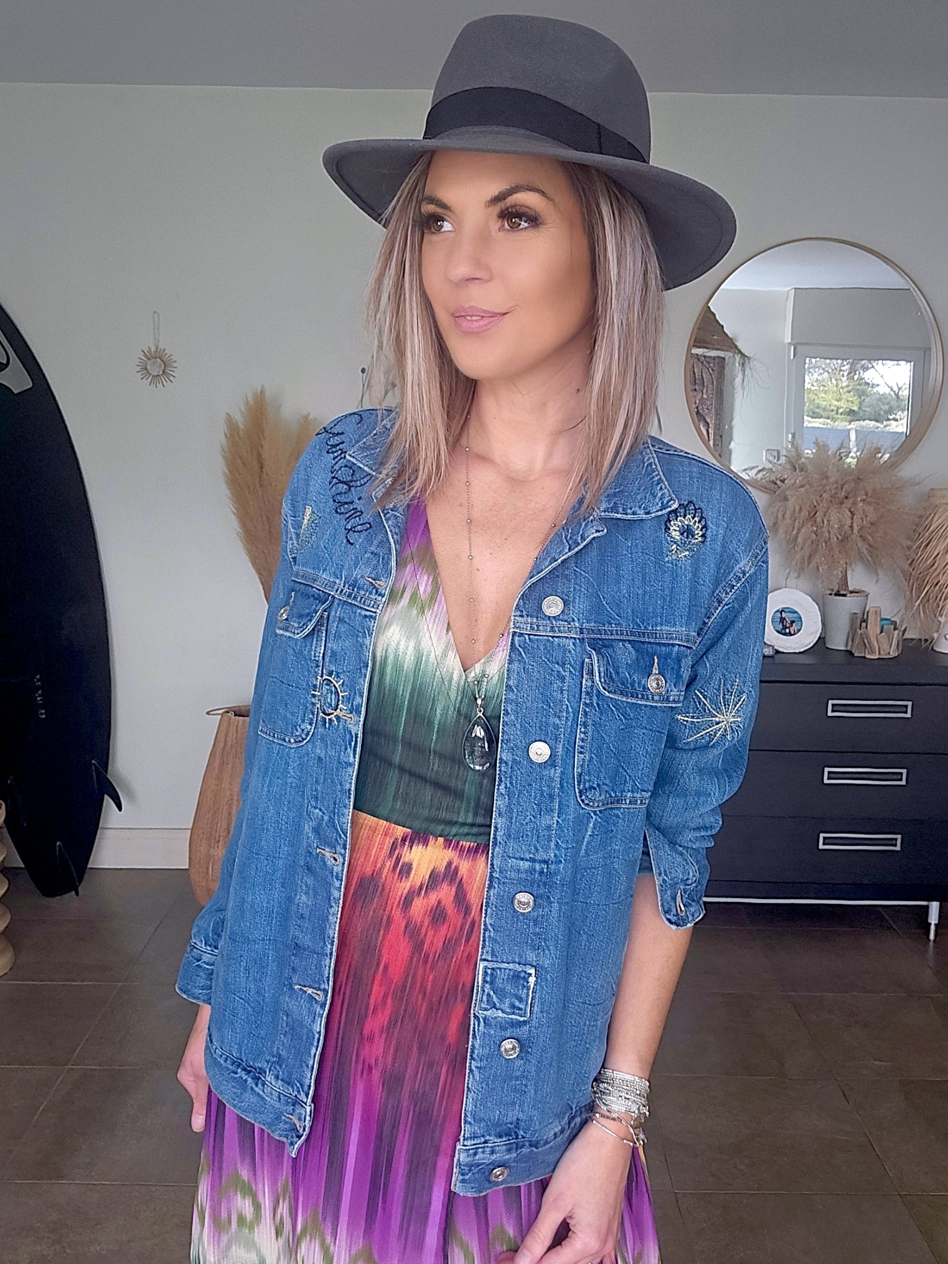Veste brodée en jean bleu - 𝐌𝐚𝐫𝐢𝐧𝐚𝟒𝟒𝐟𝐚𝐦𝐢𝐥𝐲