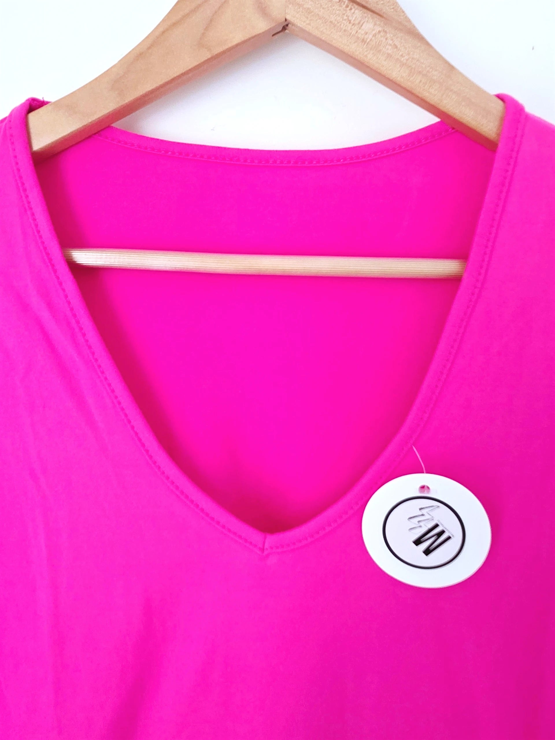 T-shirt en lycra rose fuchsia - 𝐌𝐚𝐫𝐢𝐧𝐚𝟒𝟒𝐟𝐚𝐦𝐢𝐥𝐲