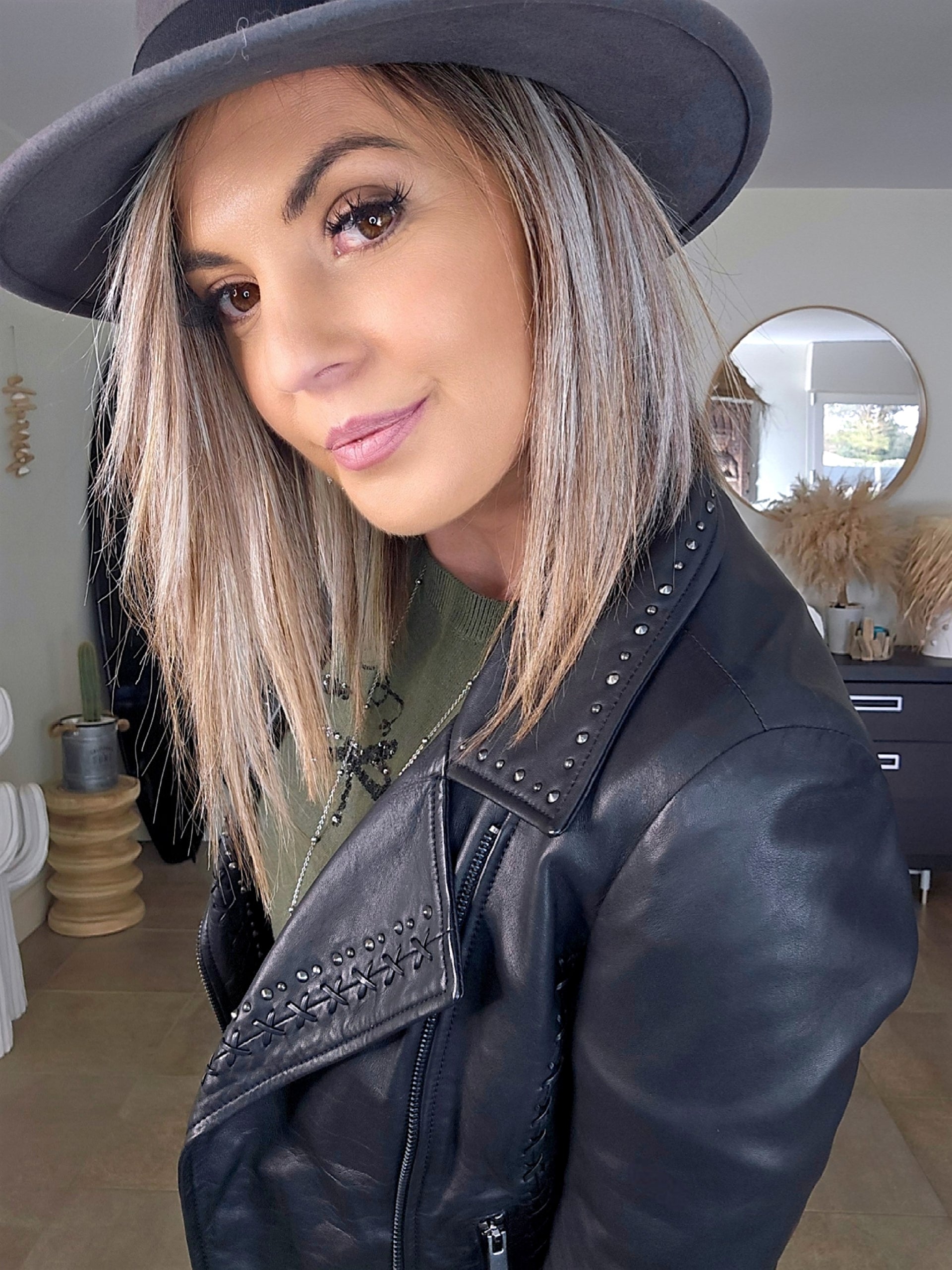 Perfecto noir 100% cuir - 𝐌𝐚𝐫𝐢𝐧𝐚𝟒𝟒𝐟𝐚𝐦𝐢𝐥𝐲