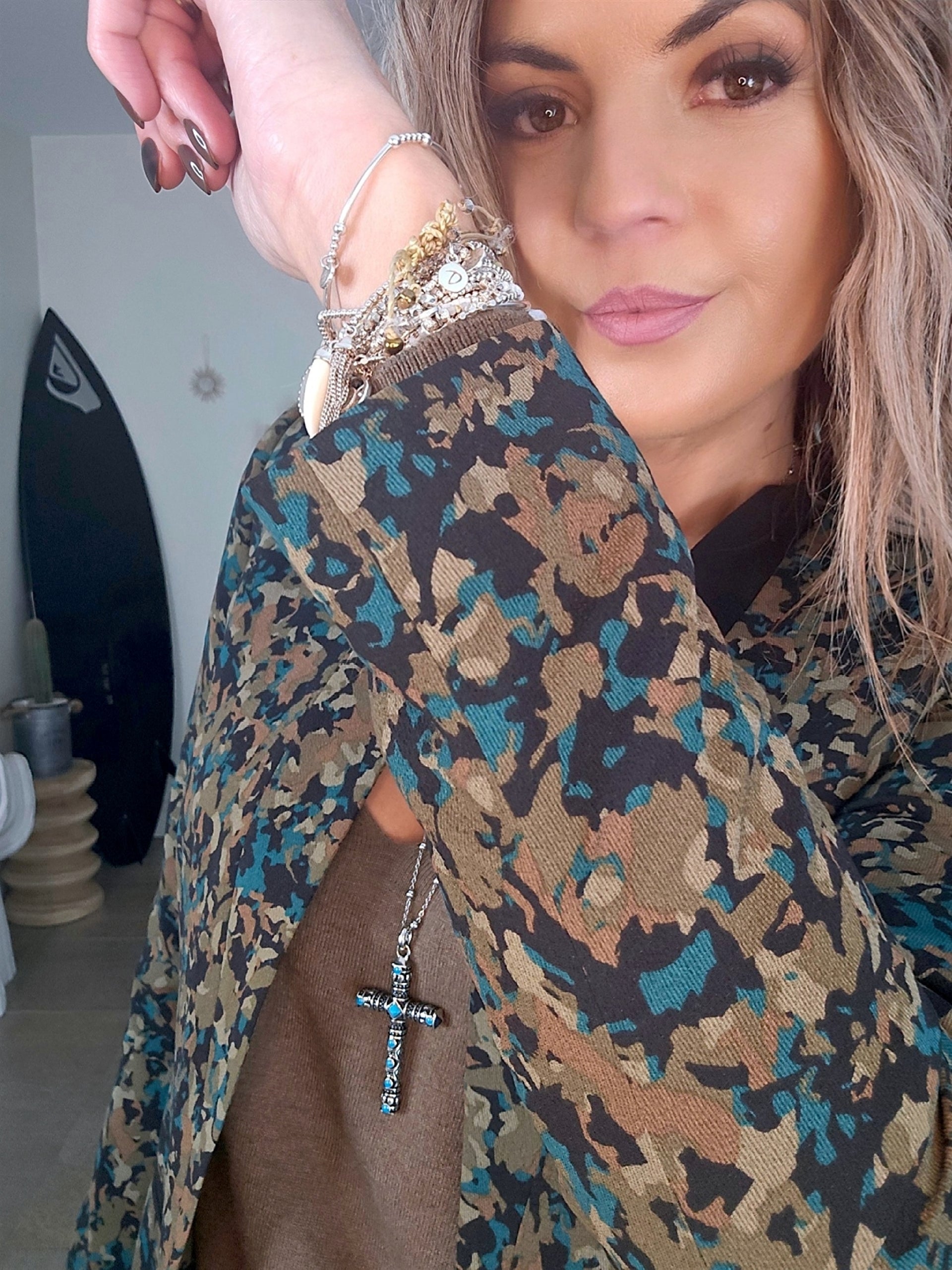 Veste cintrée à imprimé camouflage - 𝐌𝐚𝐫𝐢𝐧𝐚𝟒𝟒𝐟𝐚𝐦𝐢𝐥𝐲