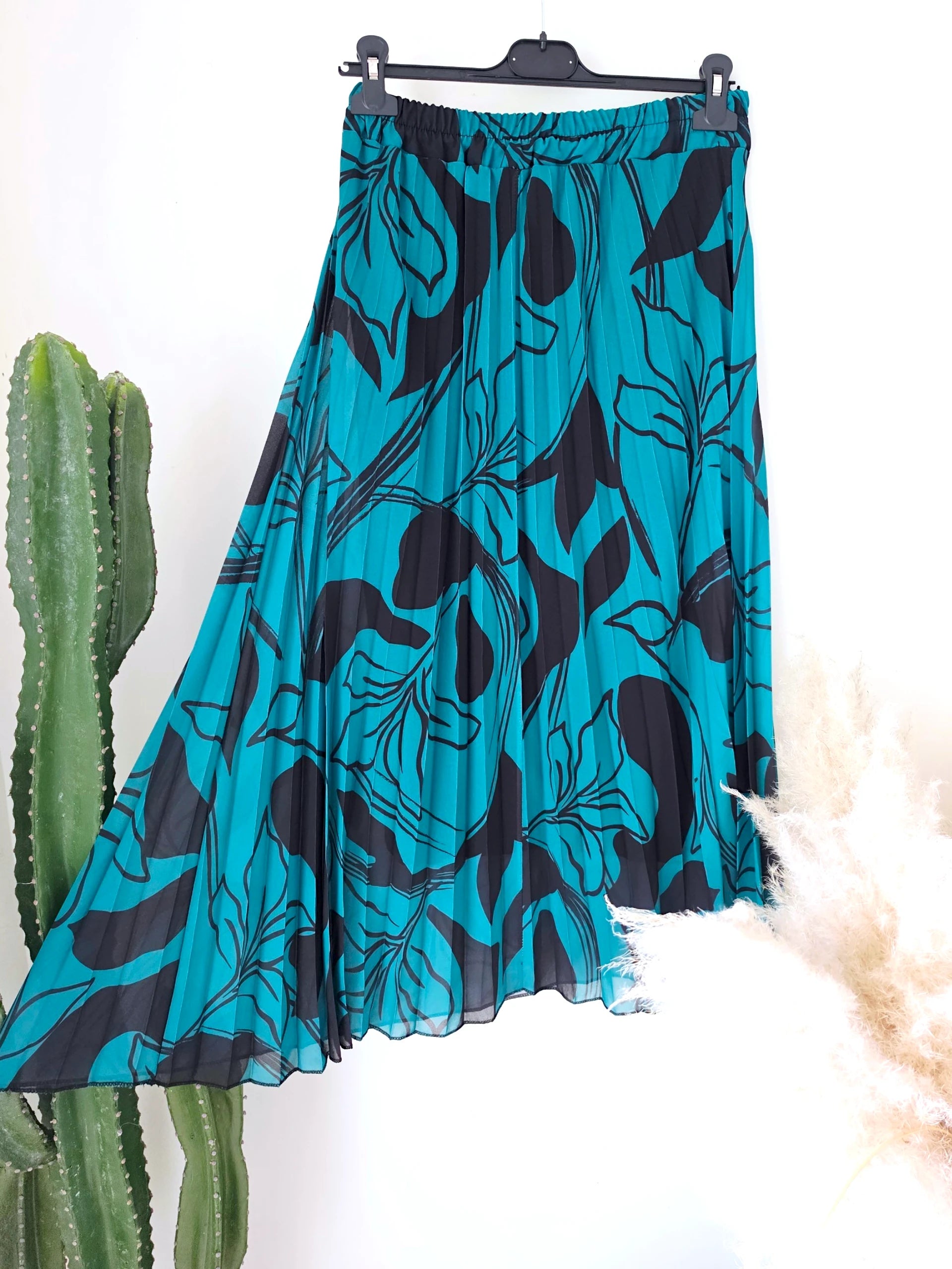 Jupe longue verte/bleue à imprimé - 𝐌𝐚𝐫𝐢𝐧𝐚𝟒𝟒𝐟𝐚𝐦𝐢𝐥𝐲