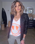 Haut blanc smiley orange fluo - 𝐌𝐚𝐫𝐢𝐧𝐚𝟒𝟒𝐟𝐚𝐦𝐢𝐥𝐲