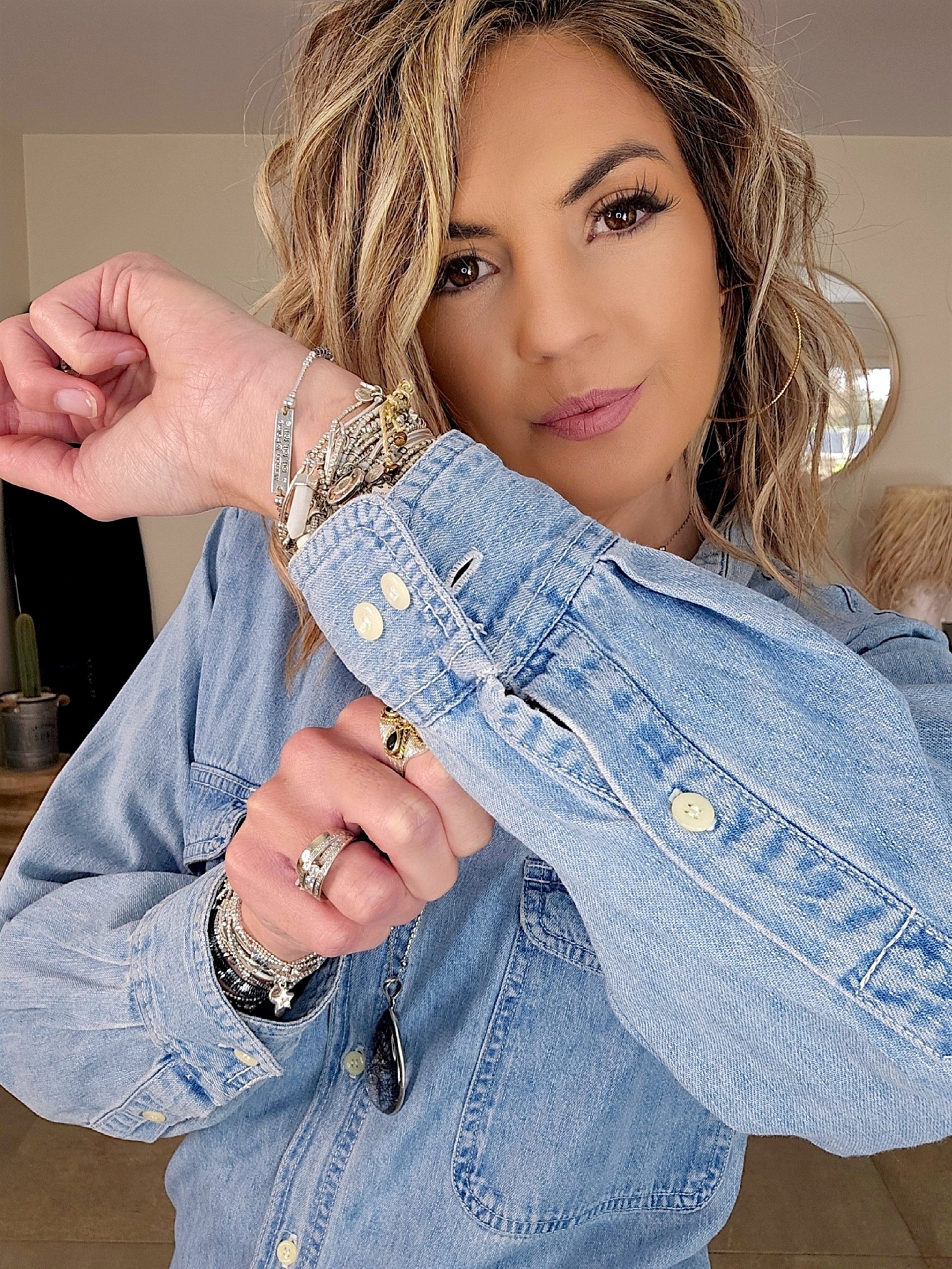 Combinaison en jean boyfriend - 𝐌𝐚𝐫𝐢𝐧𝐚𝟒𝟒𝐟𝐚𝐦𝐢𝐥𝐲