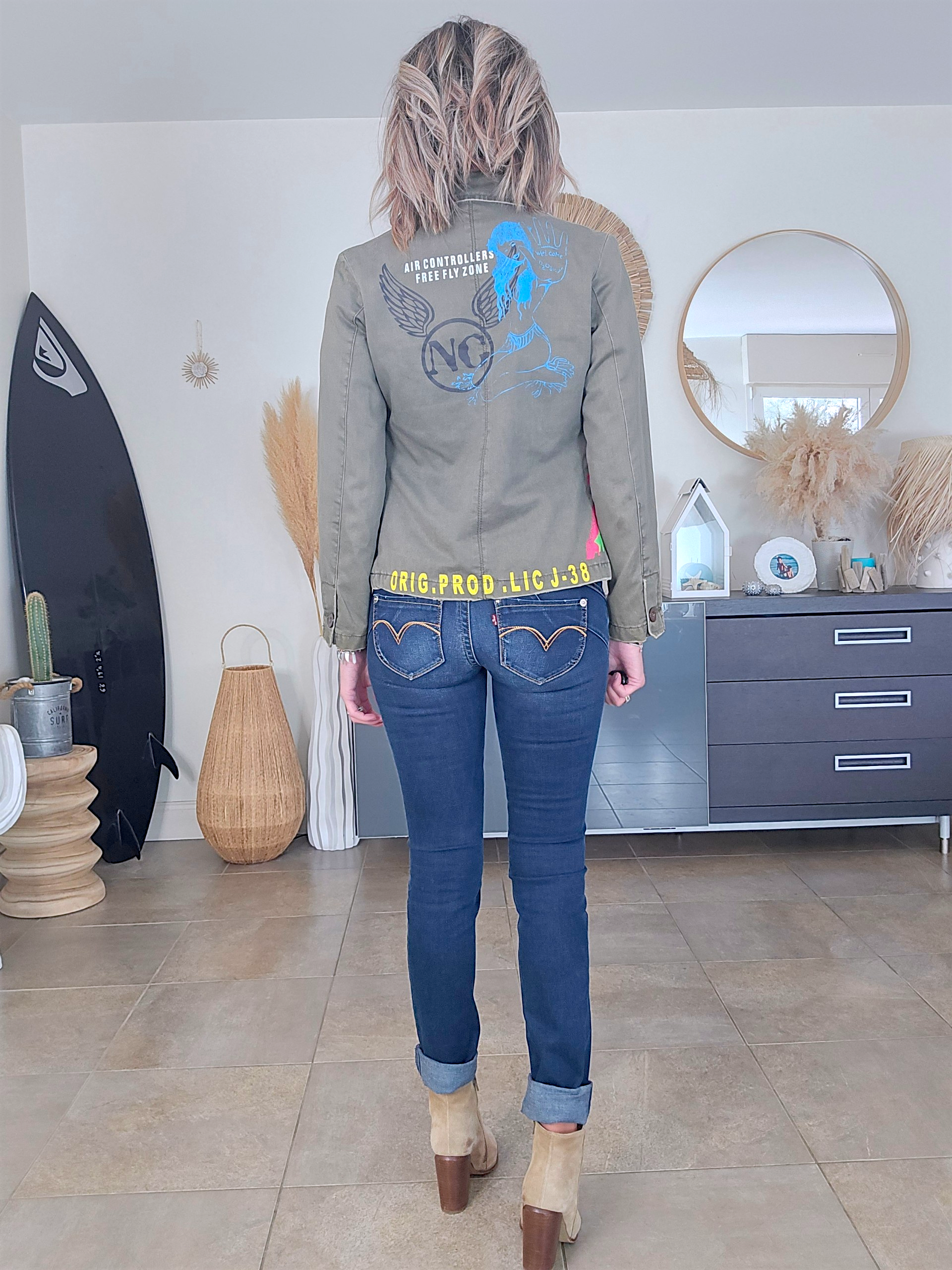 Veste cintrée créateur customisée - 𝐌𝐚𝐫𝐢𝐧𝐚𝟒𝟒𝐟𝐚𝐦𝐢𝐥𝐲