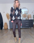 Pull à damiers marron - 𝐌𝐚𝐫𝐢𝐧𝐚𝟒𝟒𝐟𝐚𝐦𝐢𝐥𝐲