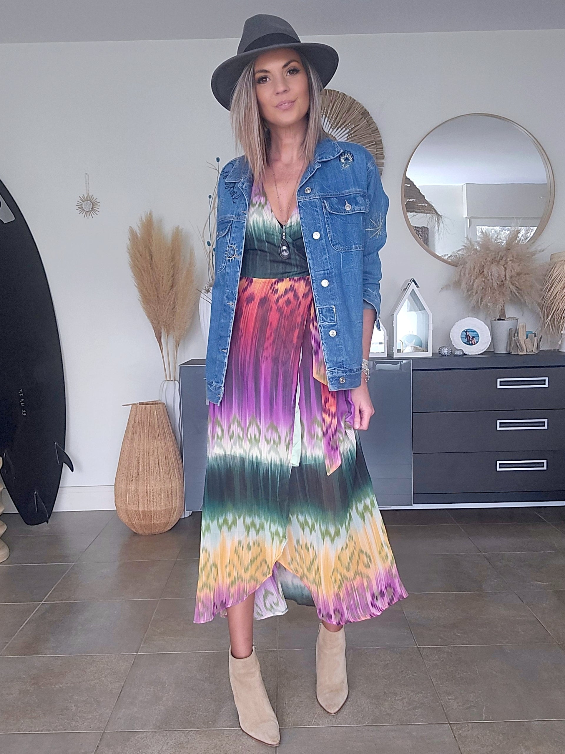Veste brodée en jean bleu - 𝐌𝐚𝐫𝐢𝐧𝐚𝟒𝟒𝐟𝐚𝐦𝐢𝐥𝐲