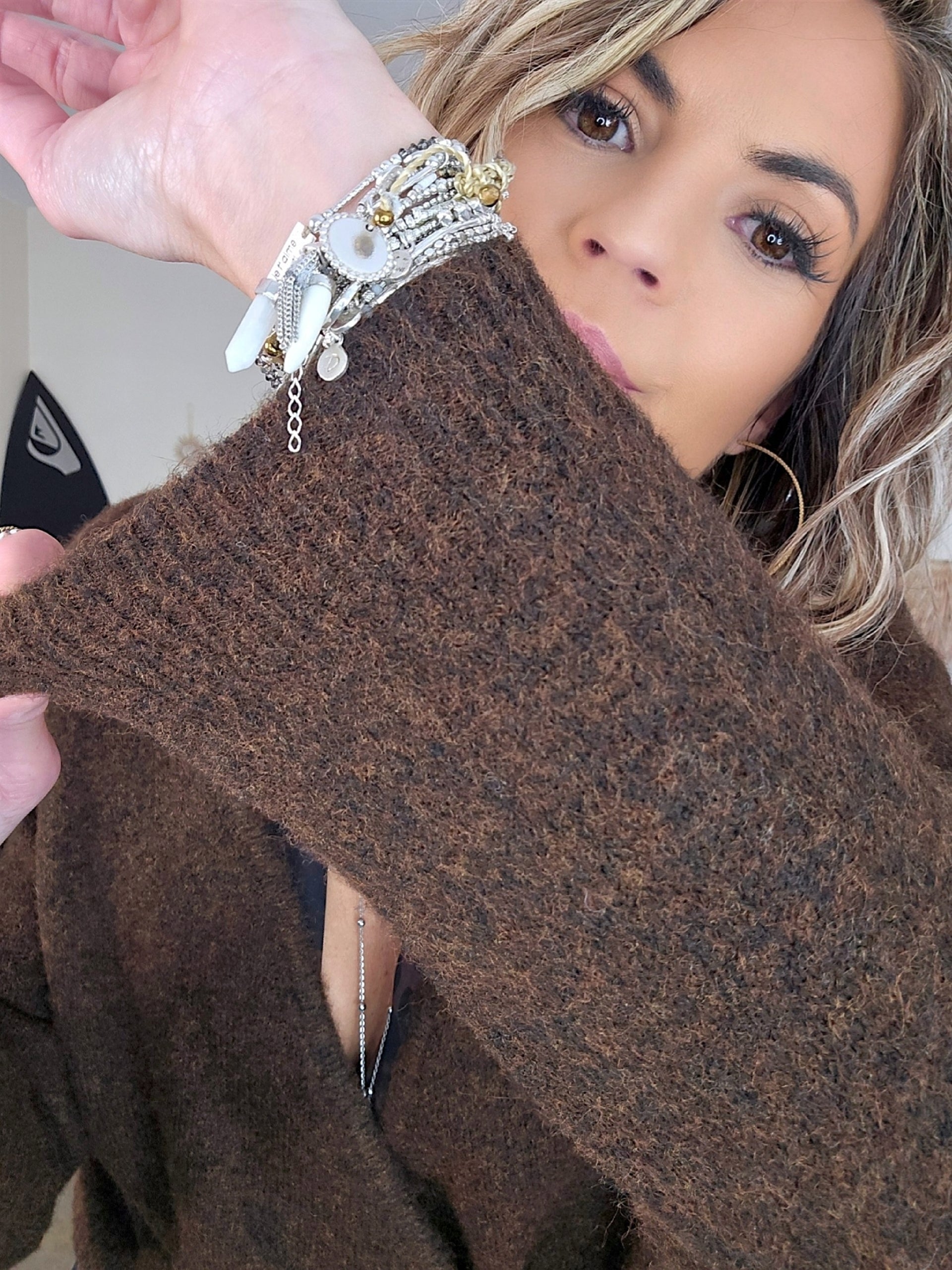 Pull cache cœur marron - 𝐌𝐚𝐫𝐢𝐧𝐚𝟒𝟒𝐟𝐚𝐦𝐢𝐥𝐲