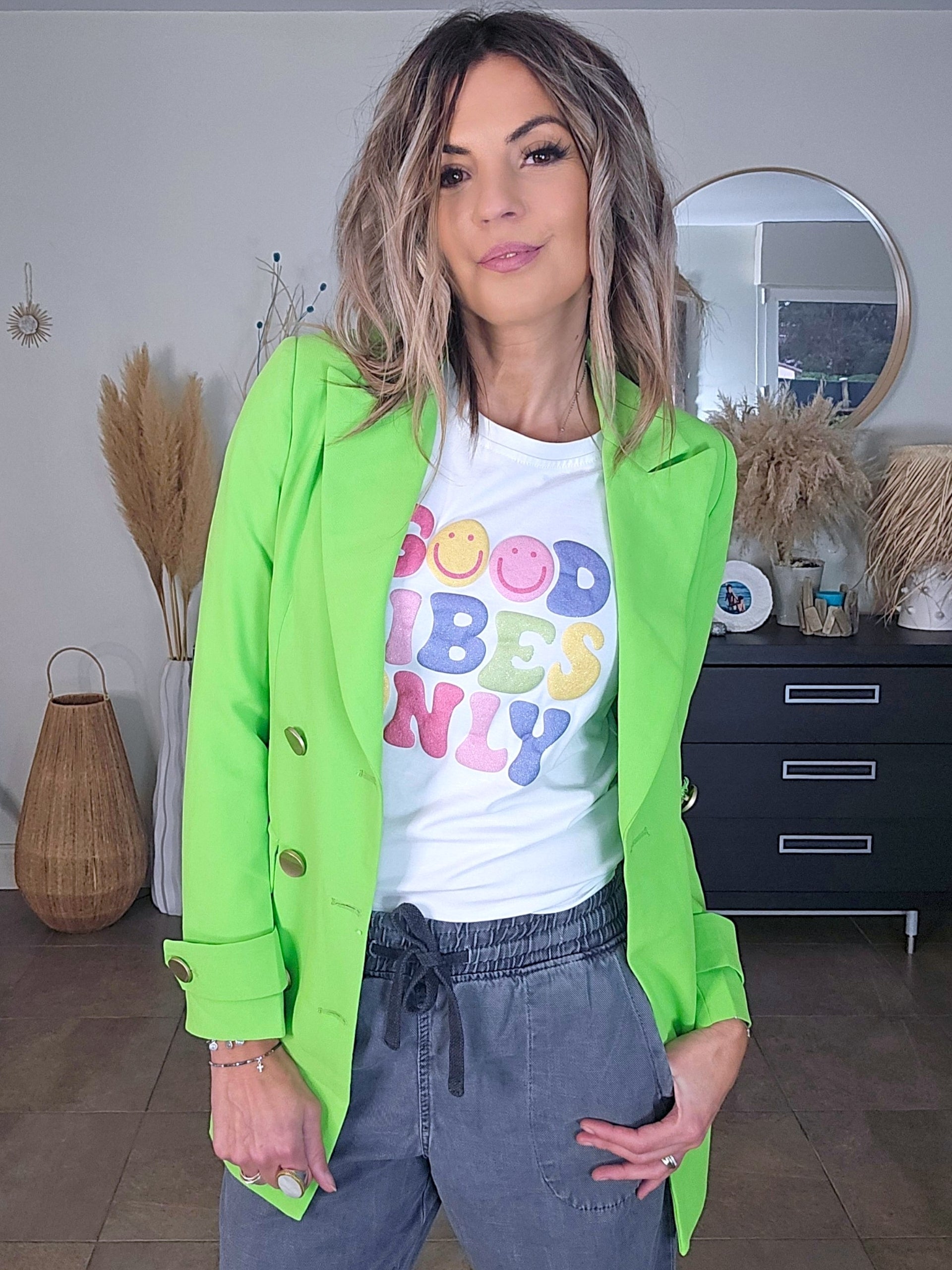 Tee-shirt blanc Good Vibes - 𝐌𝐚𝐫𝐢𝐧𝐚𝟒𝟒𝐟𝐚𝐦𝐢𝐥𝐲