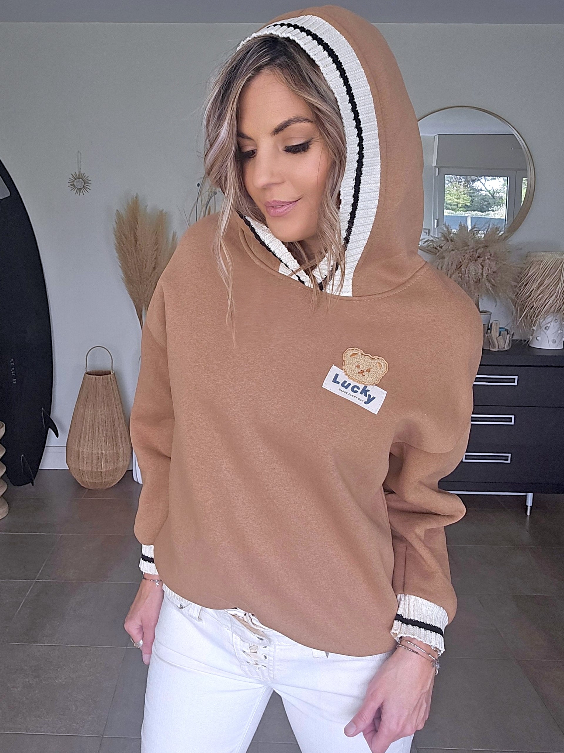 Sweat lucky beige tabac - 𝐌𝐚𝐫𝐢𝐧𝐚𝟒𝟒𝐟𝐚𝐦𝐢𝐥𝐲