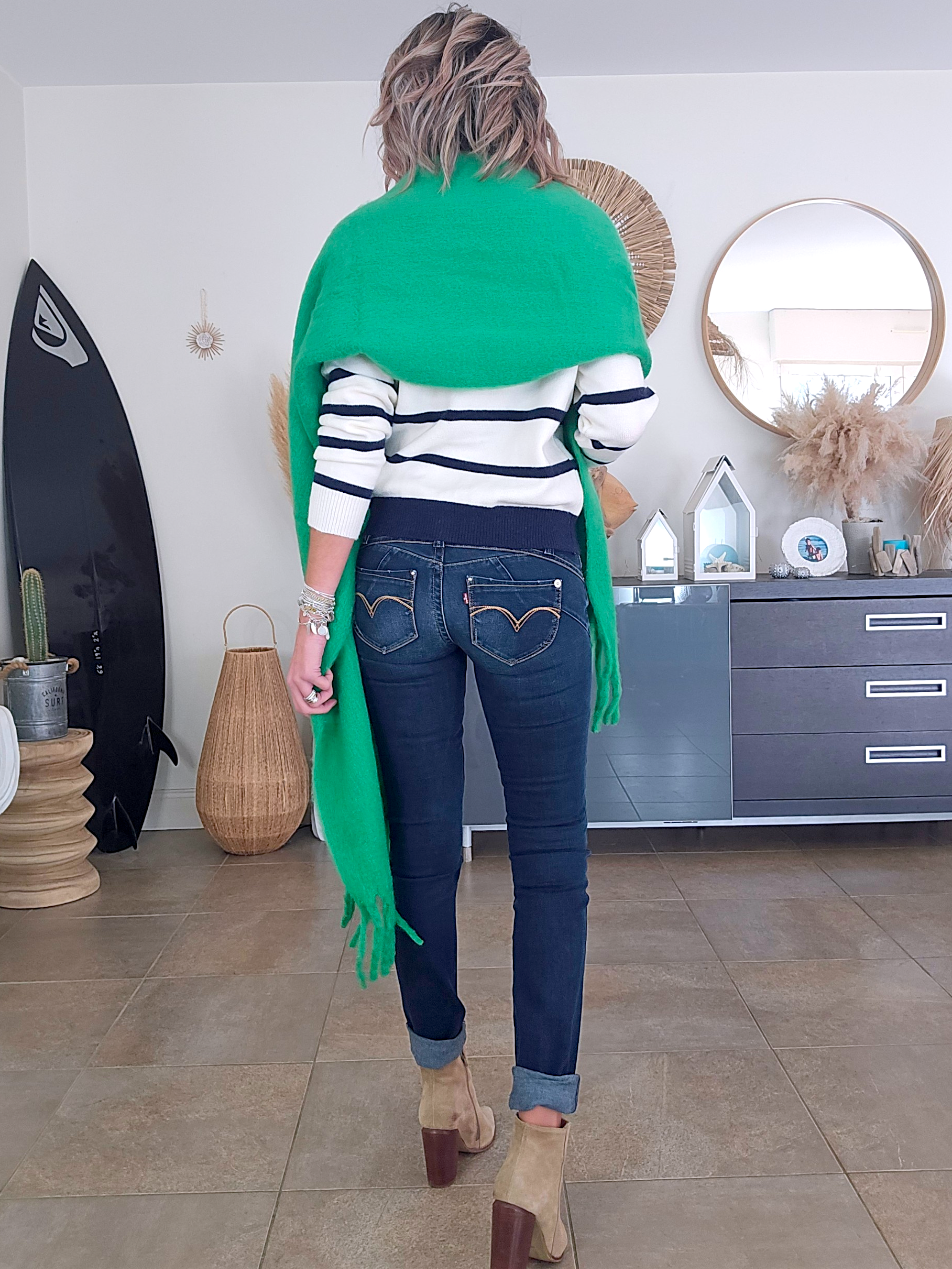 Écharpe douce et longue verte - 𝐌𝐚𝐫𝐢𝐧𝐚𝟒𝟒𝐟𝐚𝐦𝐢𝐥𝐲