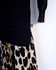 Robe noire maille pull à superposition léopard - 𝐌𝐚𝐫𝐢𝐧𝐚𝟒𝟒𝐟𝐚𝐦𝐢𝐥𝐲