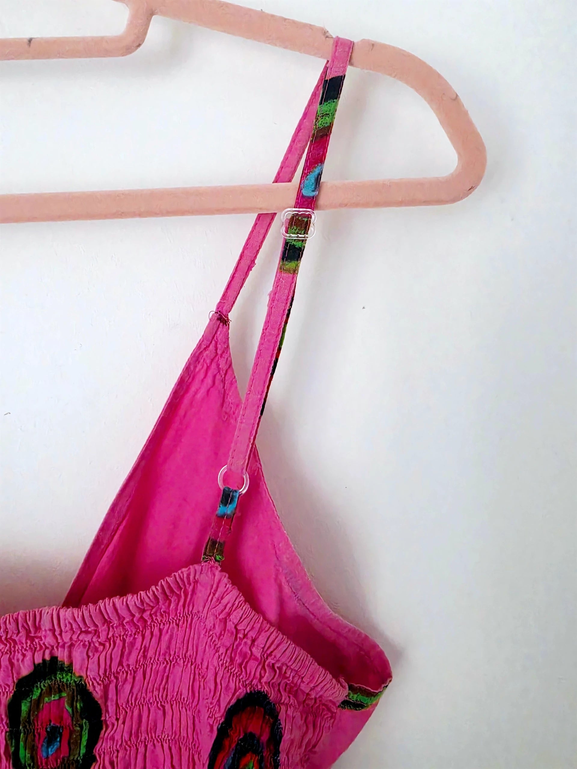 Débardeur rose à imprimé - 𝐌𝐚𝐫𝐢𝐧𝐚𝟒𝟒𝐟𝐚𝐦𝐢𝐥𝐲