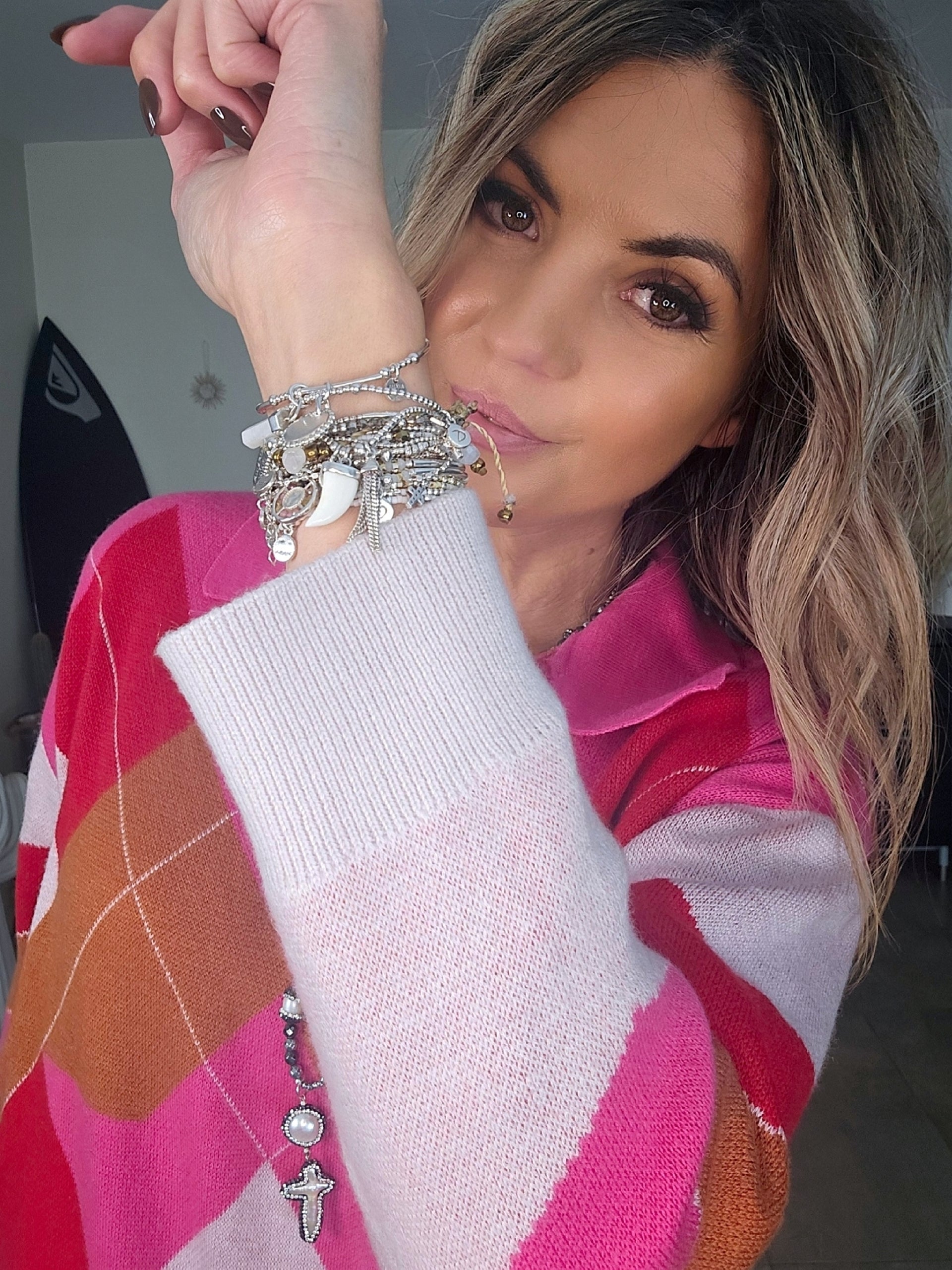 Pull damiers rose - 𝐌𝐚𝐫𝐢𝐧𝐚𝟒𝟒𝐟𝐚𝐦𝐢𝐥𝐲