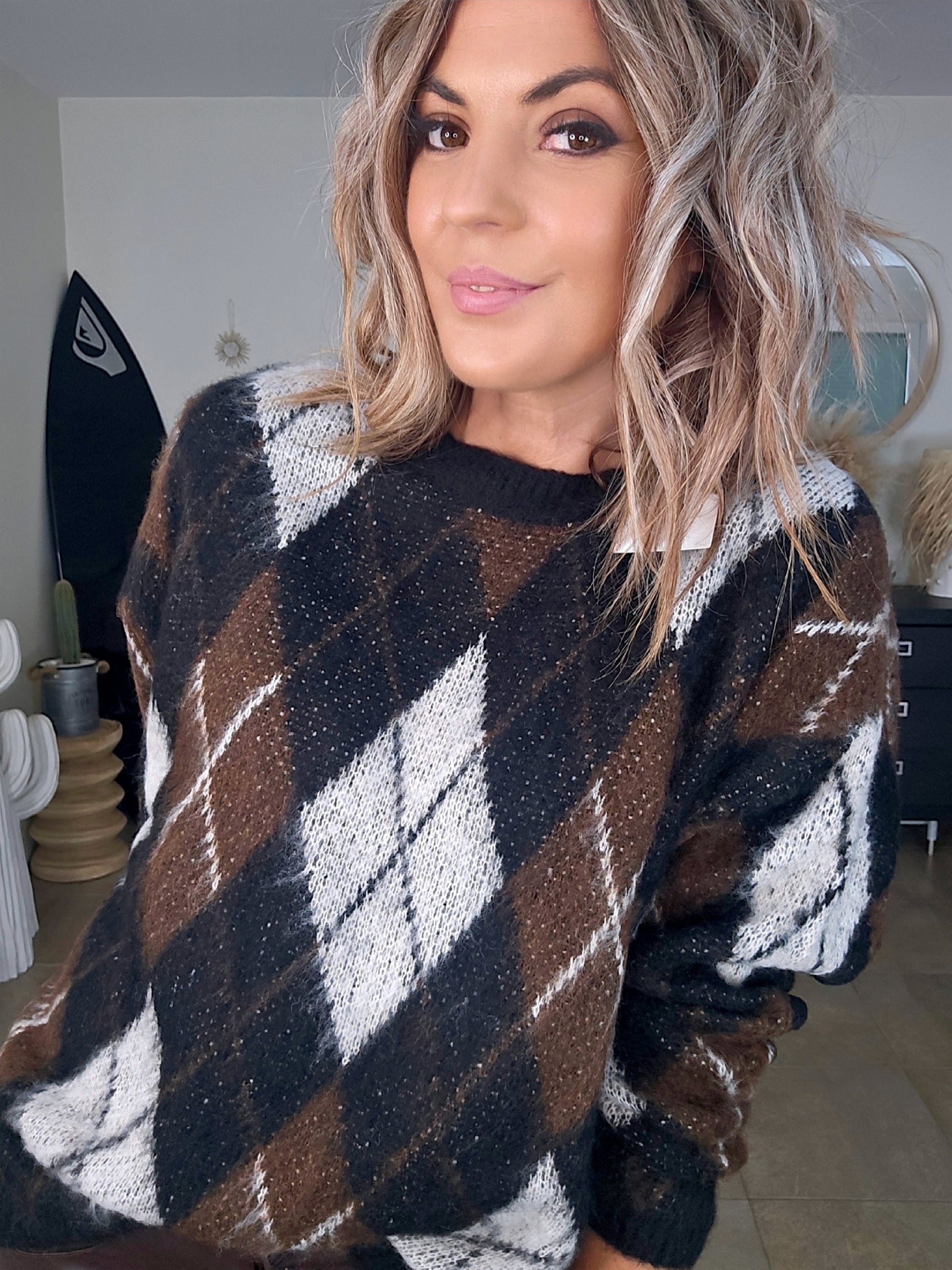 Pull à damiers marron - 𝐌𝐚𝐫𝐢𝐧𝐚𝟒𝟒𝐟𝐚𝐦𝐢𝐥𝐲