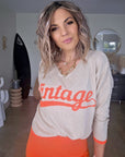 Pull beige vintage orange fluo - 𝐌𝐚𝐫𝐢𝐧𝐚𝟒𝟒𝐟𝐚𝐦𝐢𝐥𝐲