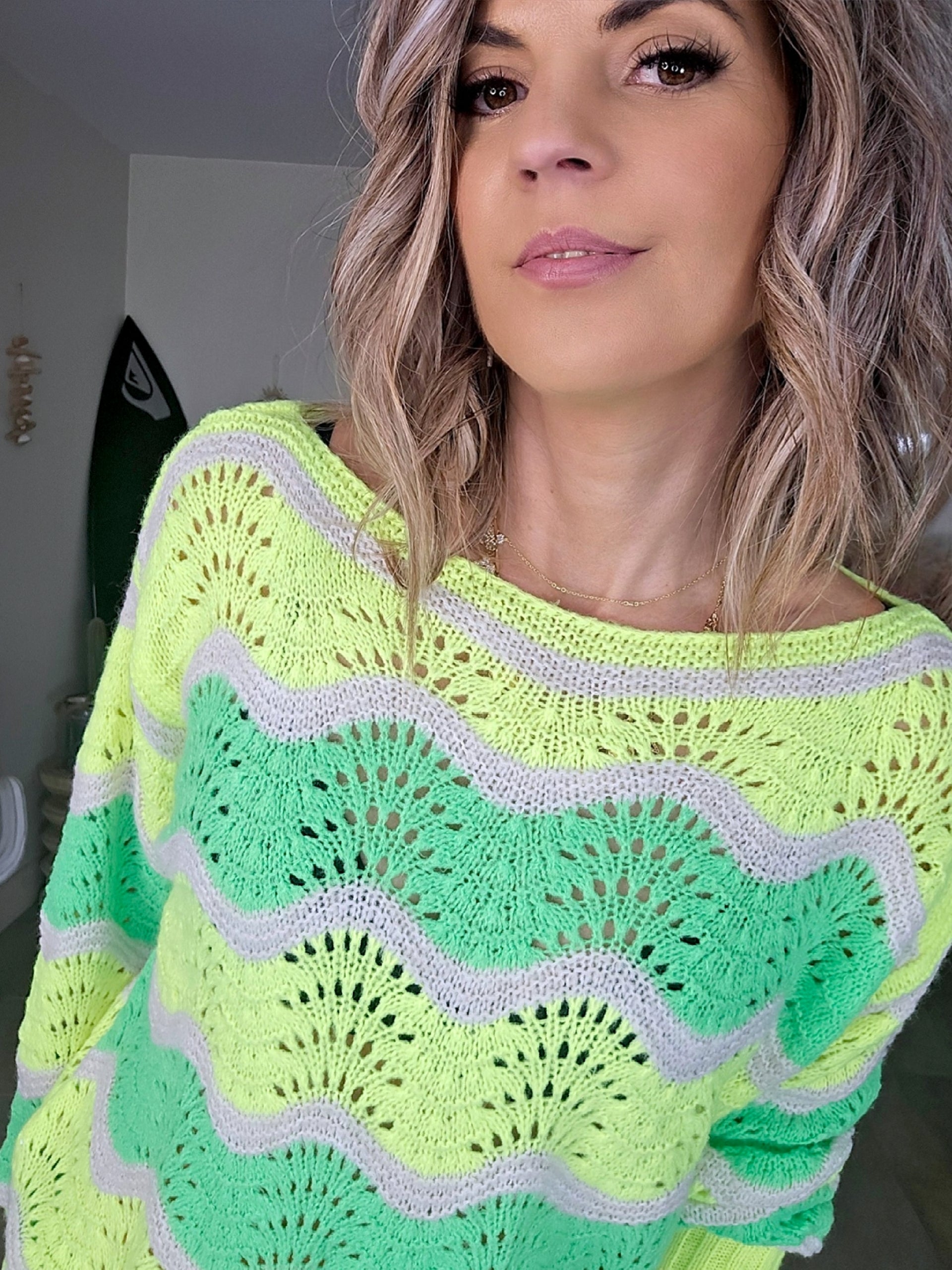 Pull ajouré tricolore fluo - 𝐌𝐚𝐫𝐢𝐧𝐚𝟒𝟒𝐟𝐚𝐦𝐢𝐥𝐲