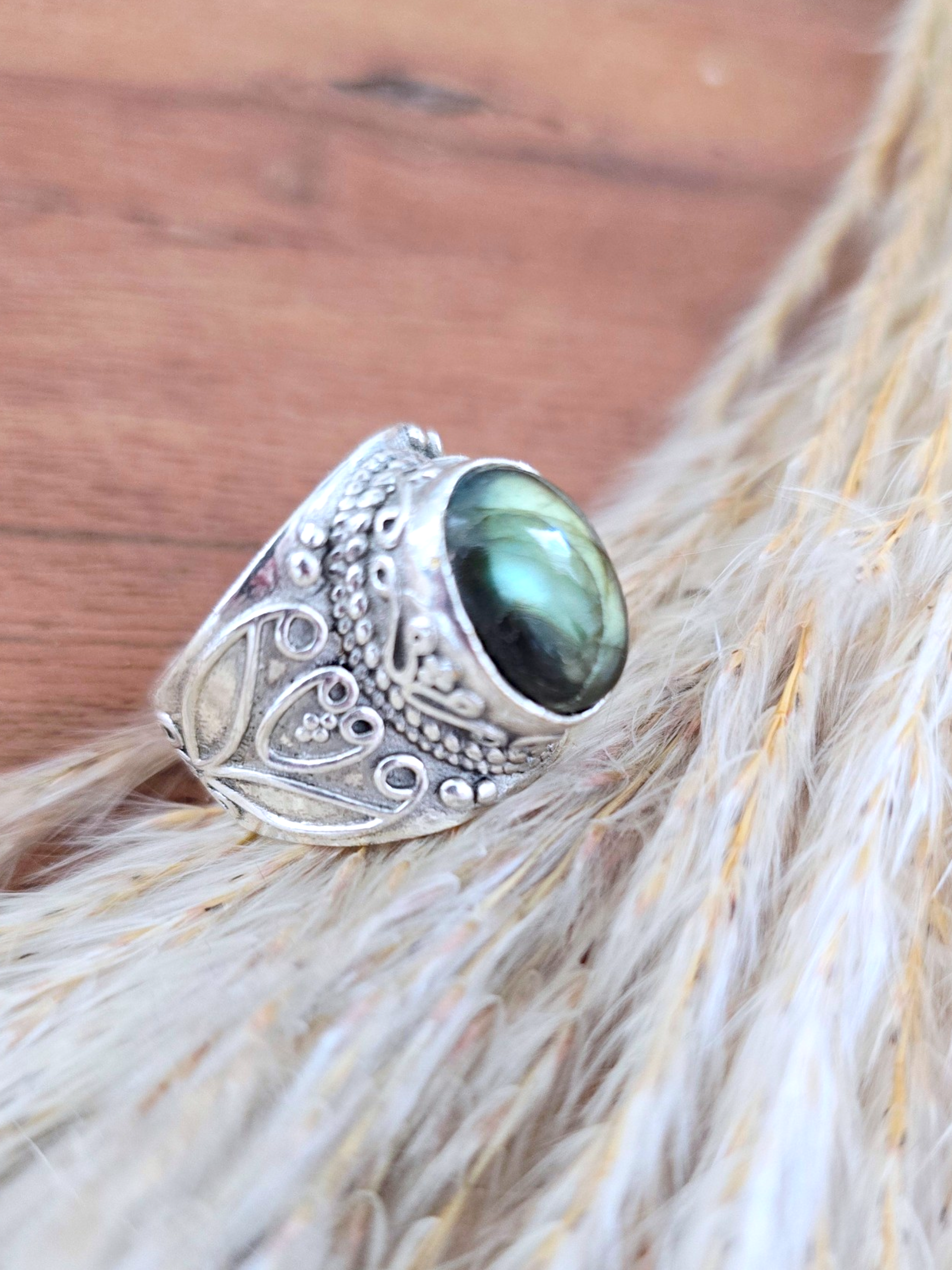 Bague indienne - 𝐌𝐚𝐫𝐢𝐧𝐚𝟒𝟒𝐟𝐚𝐦𝐢𝐥𝐲