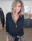 Cardigan noir à boucle dorée - 𝐌𝐚𝐫𝐢𝐧𝐚𝟒𝟒𝐟𝐚𝐦𝐢𝐥𝐲