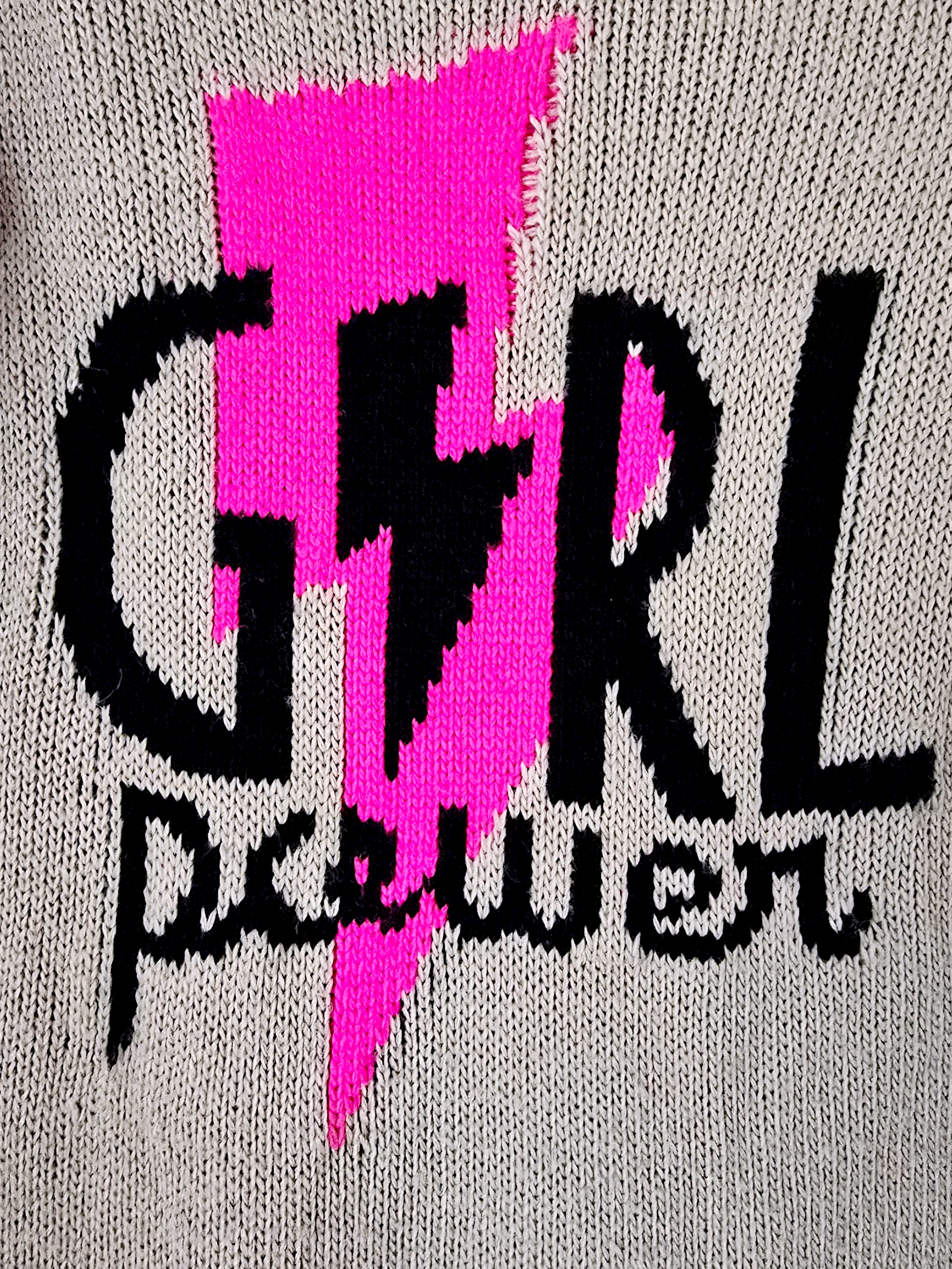 Pull tunique beige girl power - 𝐌𝐚𝐫𝐢𝐧𝐚𝟒𝟒𝐟𝐚𝐦𝐢𝐥𝐲