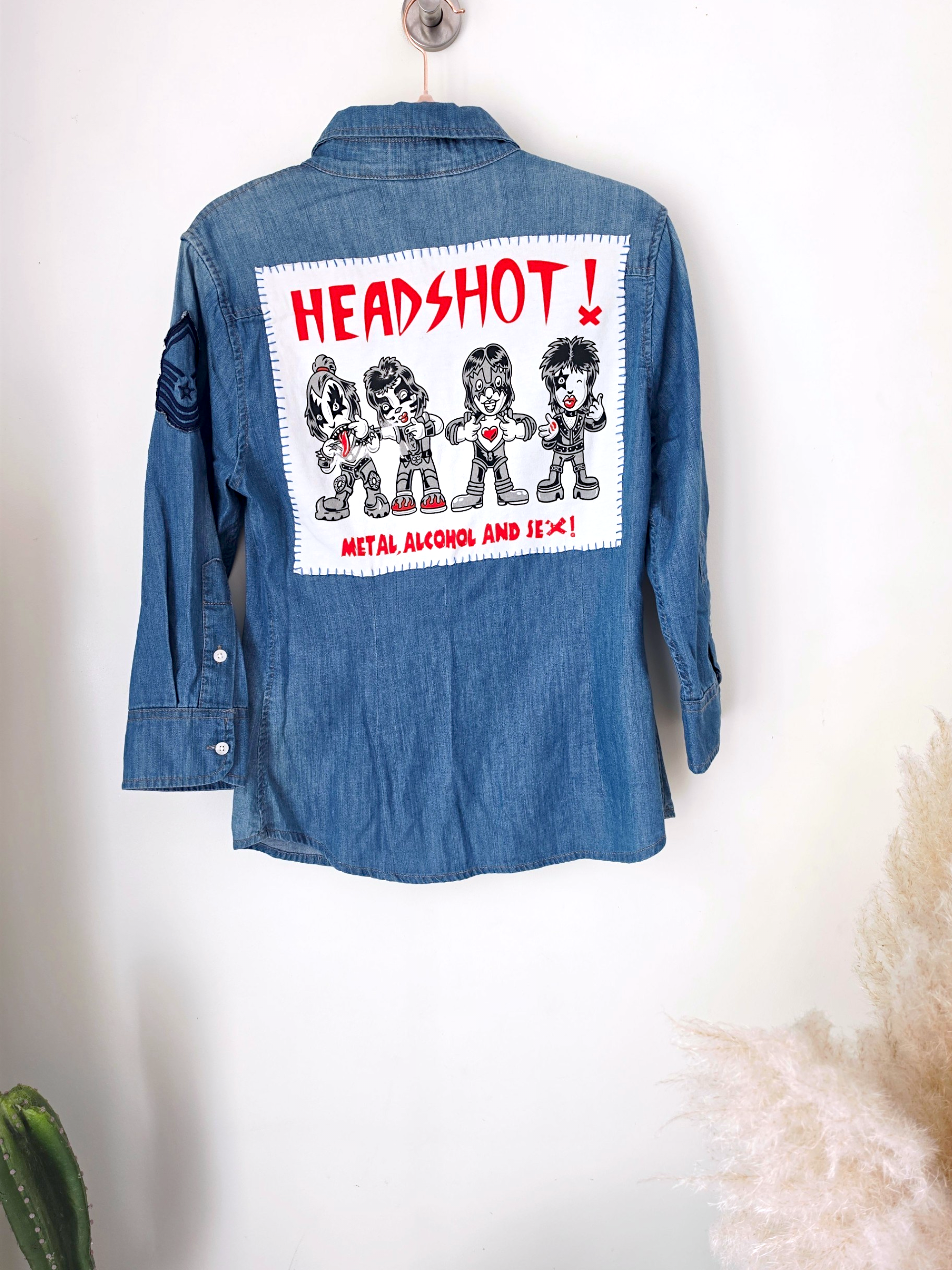 Chemise en jean headshot - 𝐌𝐚𝐫𝐢𝐧𝐚𝟒𝟒𝐟𝐚𝐦𝐢𝐥𝐲