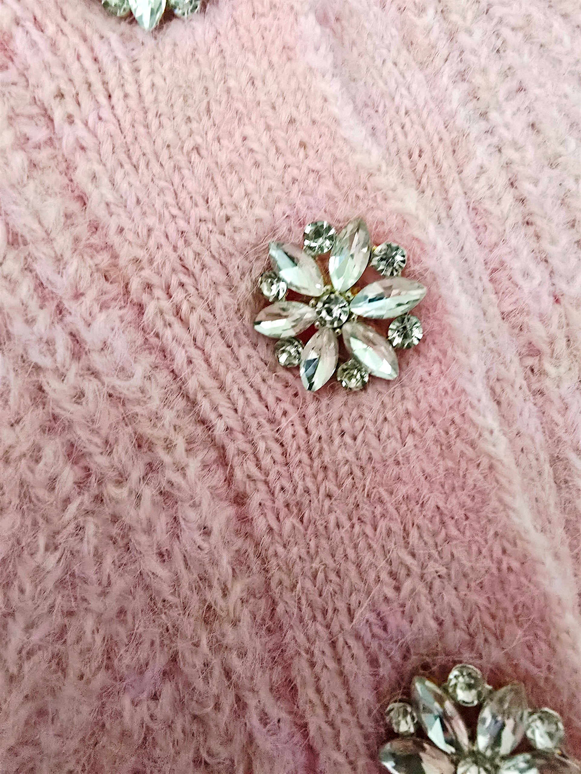 Pull rose à maille chaude - 𝐌𝐚𝐫𝐢𝐧𝐚𝟒𝟒𝐟𝐚𝐦𝐢𝐥𝐲