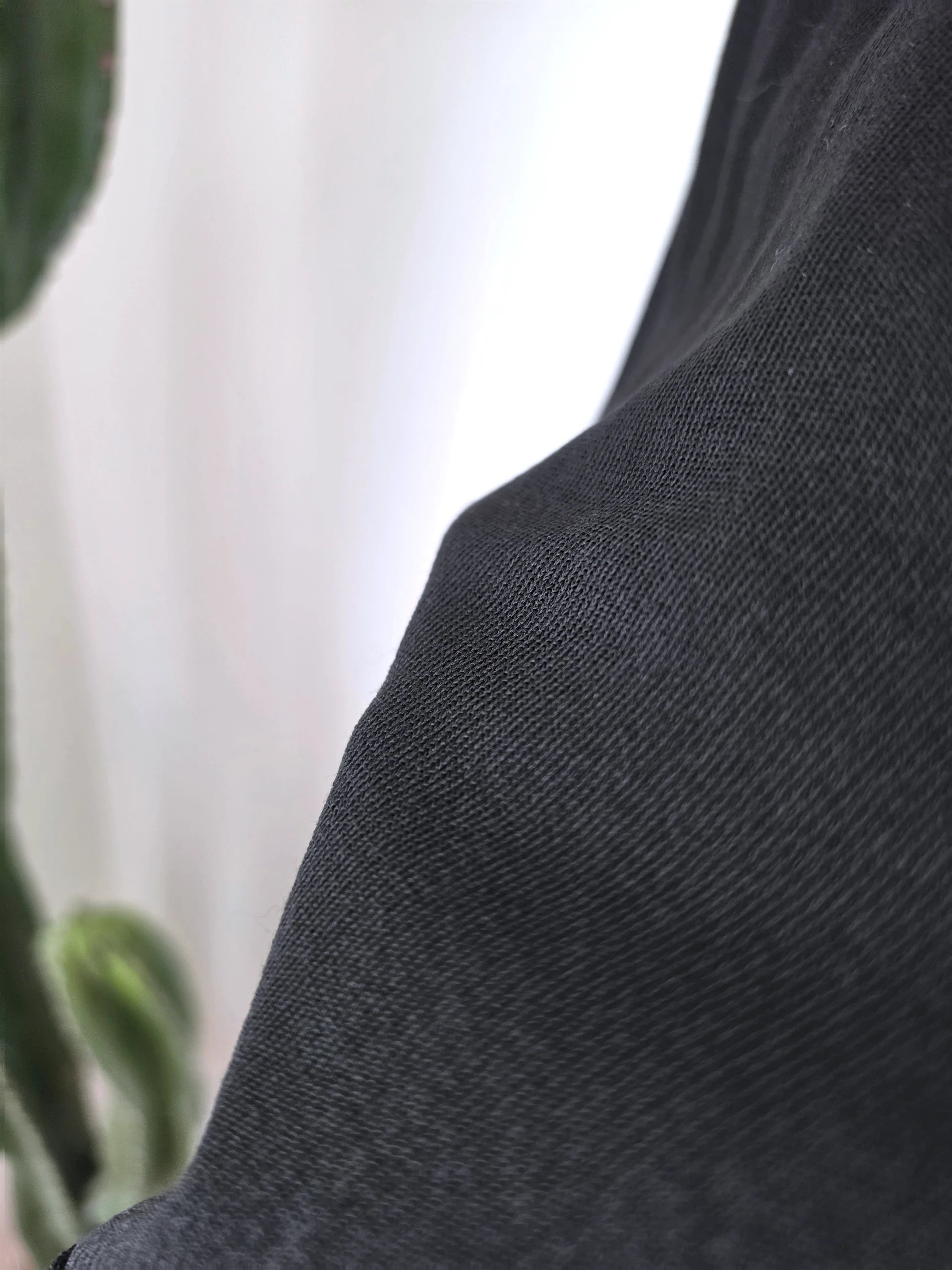 Haut noir à maille fine - 𝐌𝐚𝐫𝐢𝐧𝐚𝟒𝟒𝐟𝐚𝐦𝐢𝐥𝐲