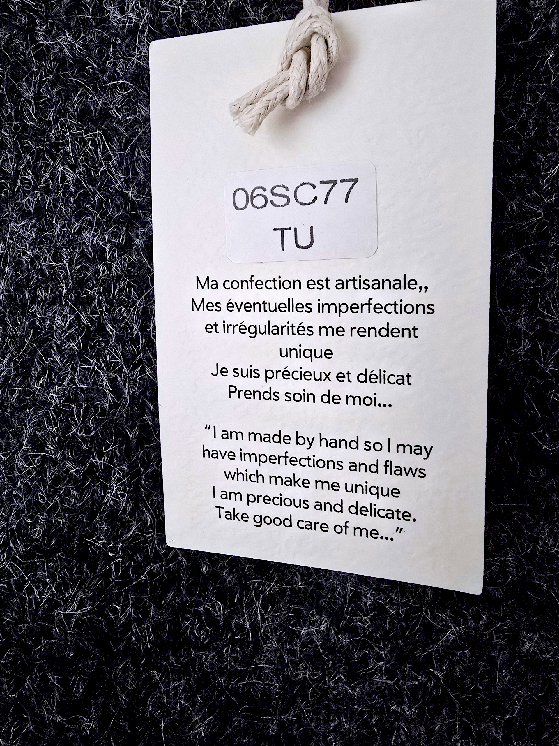 Pull gris anthracite à maille douce et chaude - 𝐌𝐚𝐫𝐢𝐧𝐚𝟒𝟒𝐟𝐚𝐦𝐢𝐥𝐲