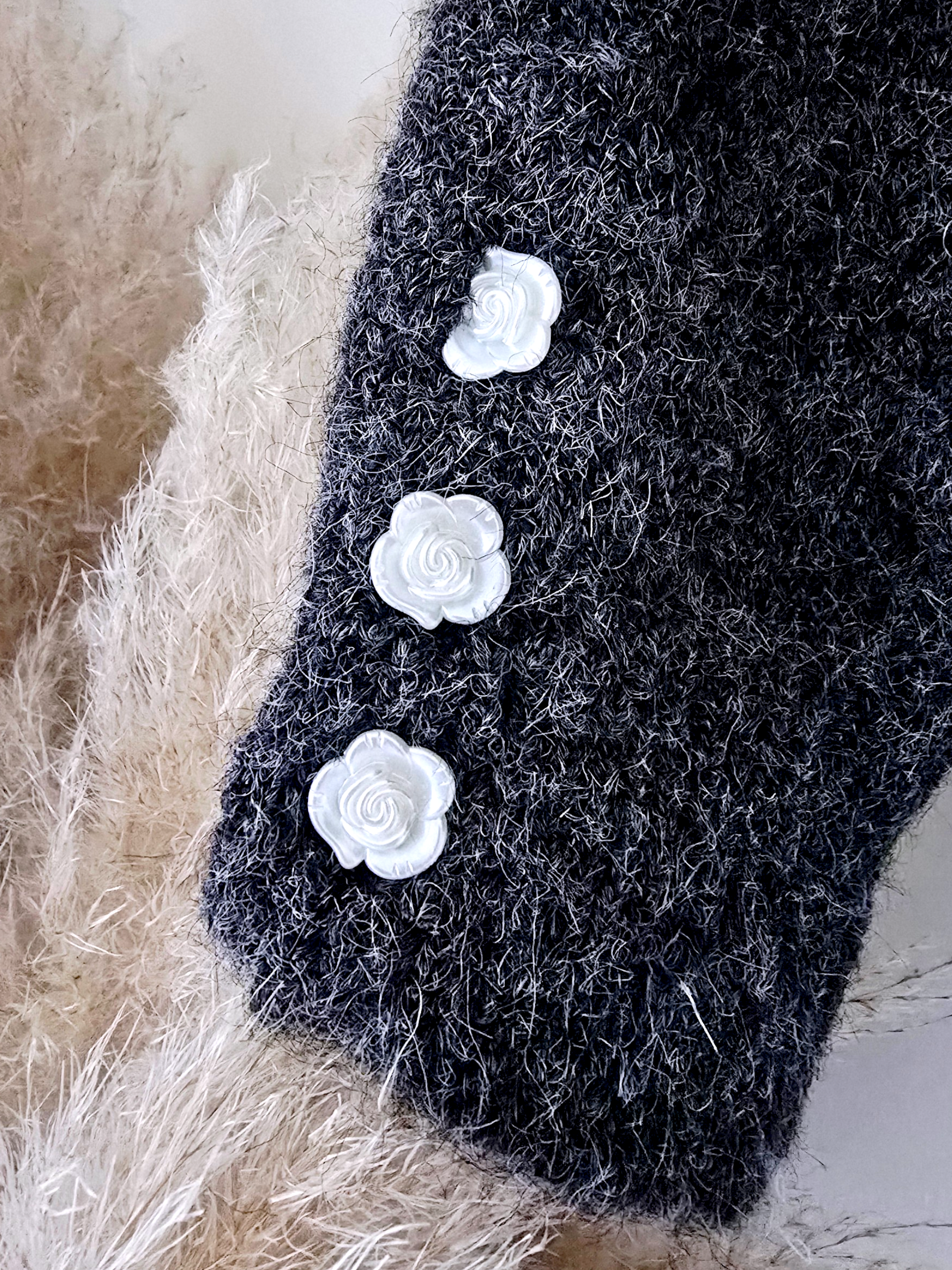 Pull gris anthracite à maille douce et chaude - 𝐌𝐚𝐫𝐢𝐧𝐚𝟒𝟒𝐟𝐚𝐦𝐢𝐥𝐲