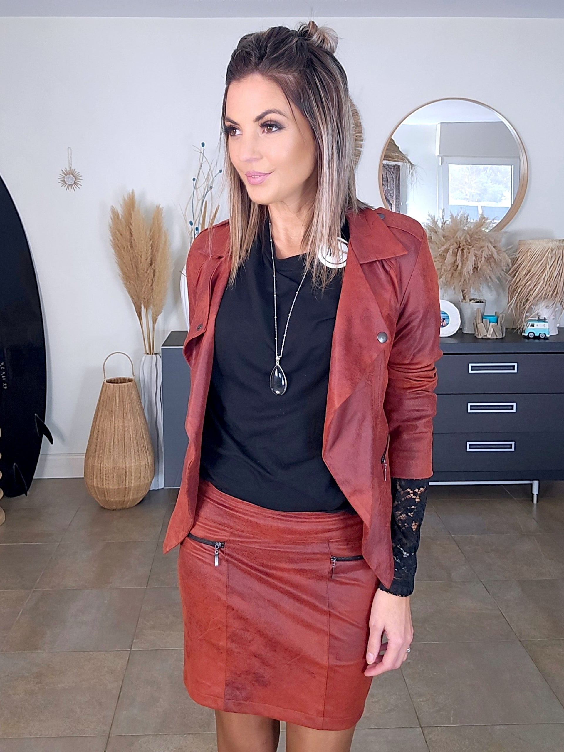 Ensemble veste et jupe Made in France - 𝐌𝐚𝐫𝐢𝐧𝐚𝟒𝟒𝐟𝐚𝐦𝐢𝐥𝐲