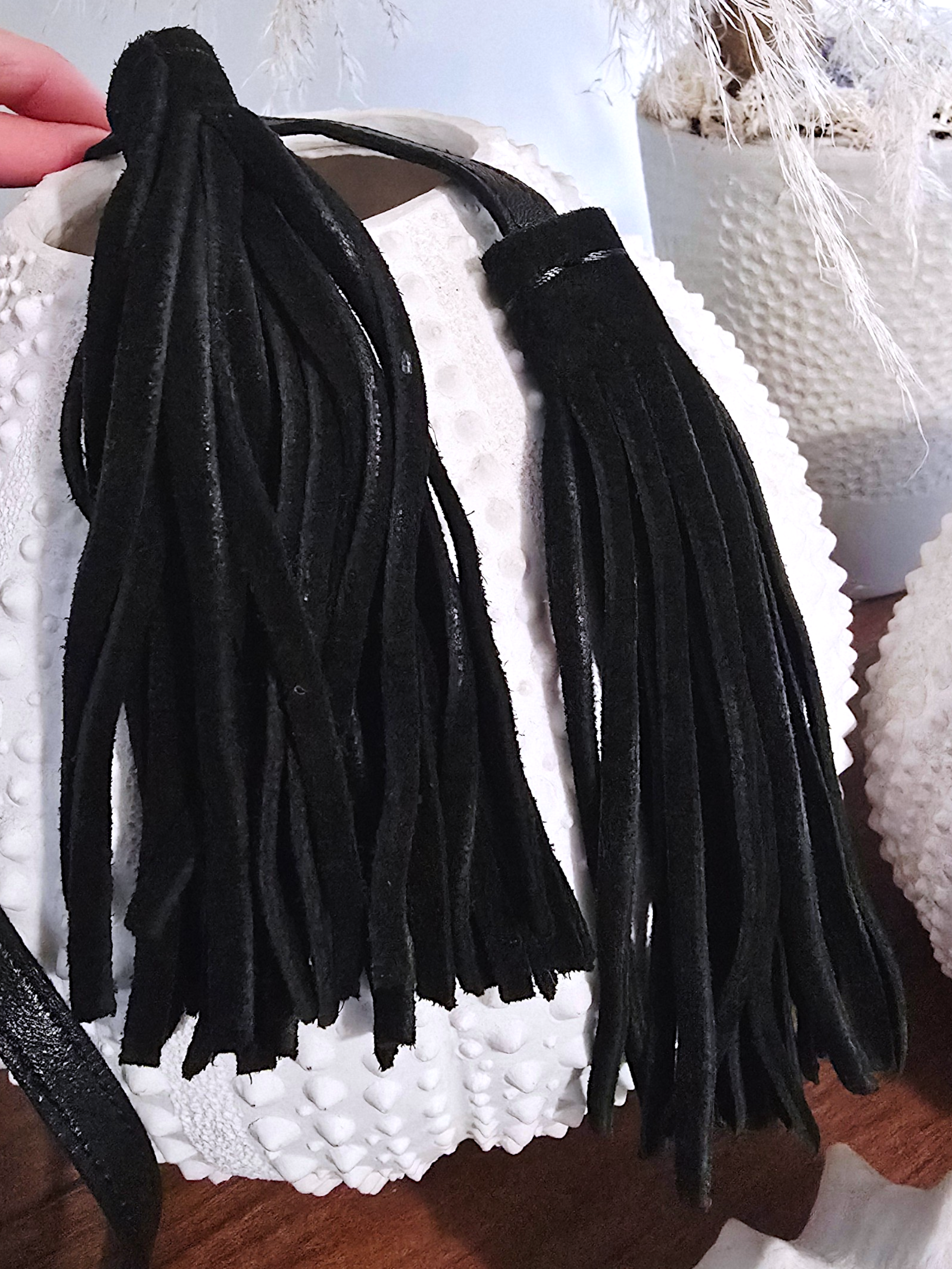 Ceinture noire cloutée 100% cuir - 𝐌𝐚𝐫𝐢𝐧𝐚𝟒𝟒𝐟𝐚𝐦𝐢𝐥𝐲