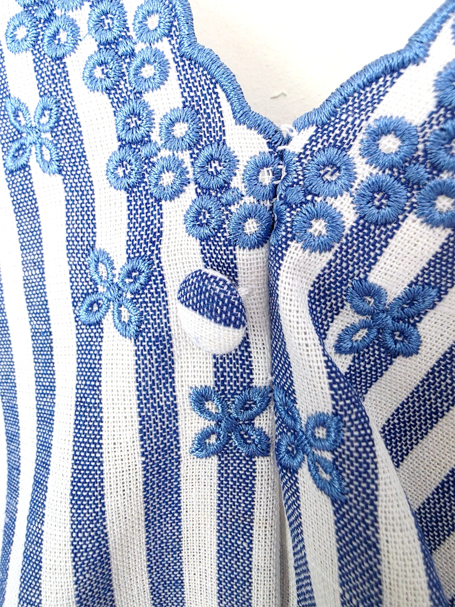 Débardeur à rayures bleues - 𝐌𝐚𝐫𝐢𝐧𝐚𝟒𝟒𝐟𝐚𝐦𝐢𝐥𝐲