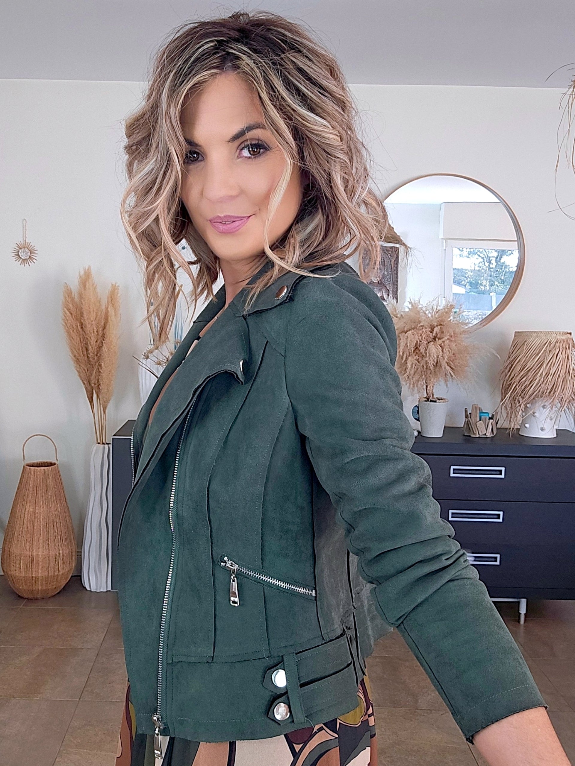 Perfecto suédine kaki vert - 𝐌𝐚𝐫𝐢𝐧𝐚𝟒𝟒𝐟𝐚𝐦𝐢𝐥𝐲